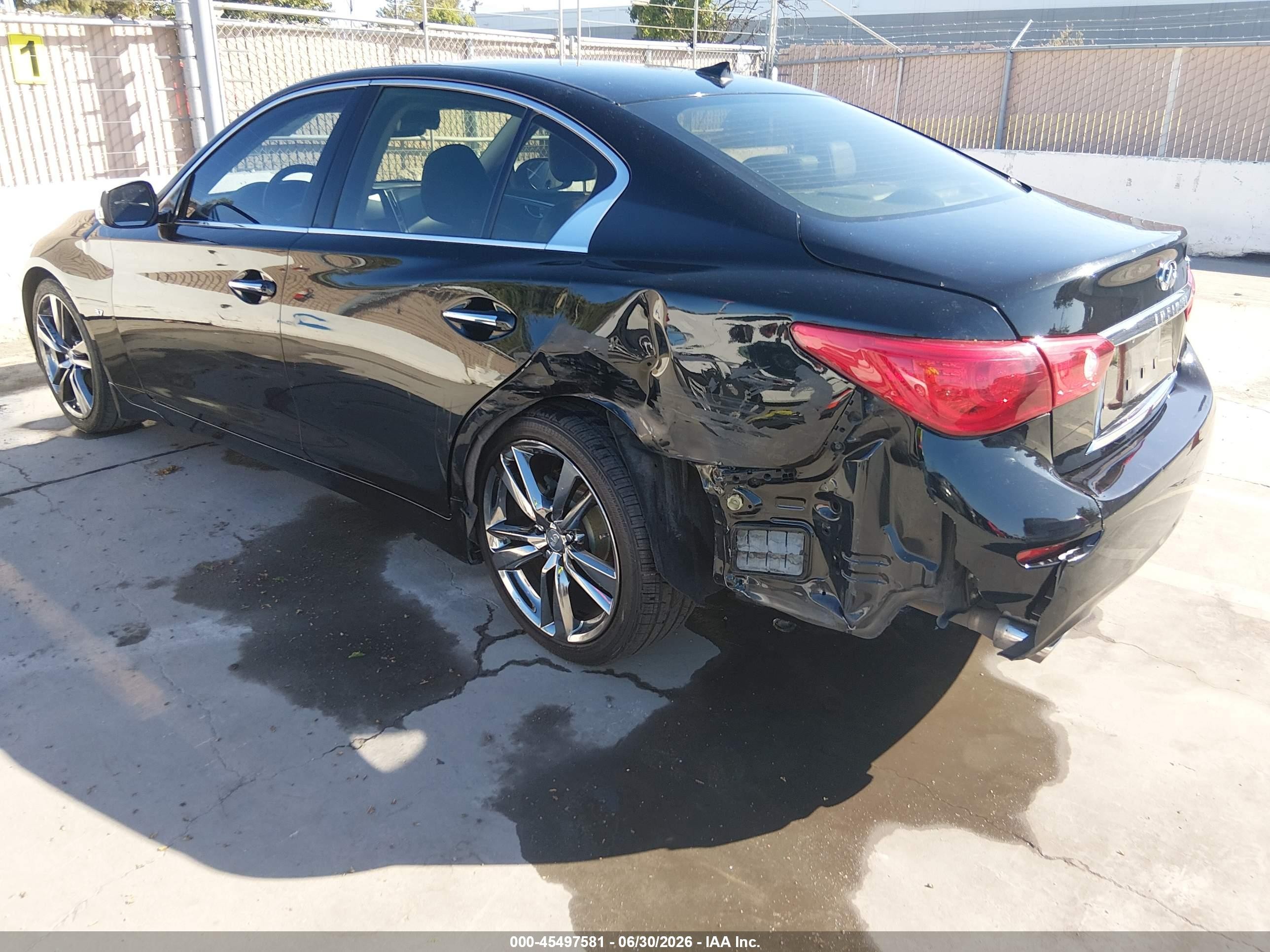 2015 Infiniti Q50 Premium Black vin: JN1BV7AP2FM349762