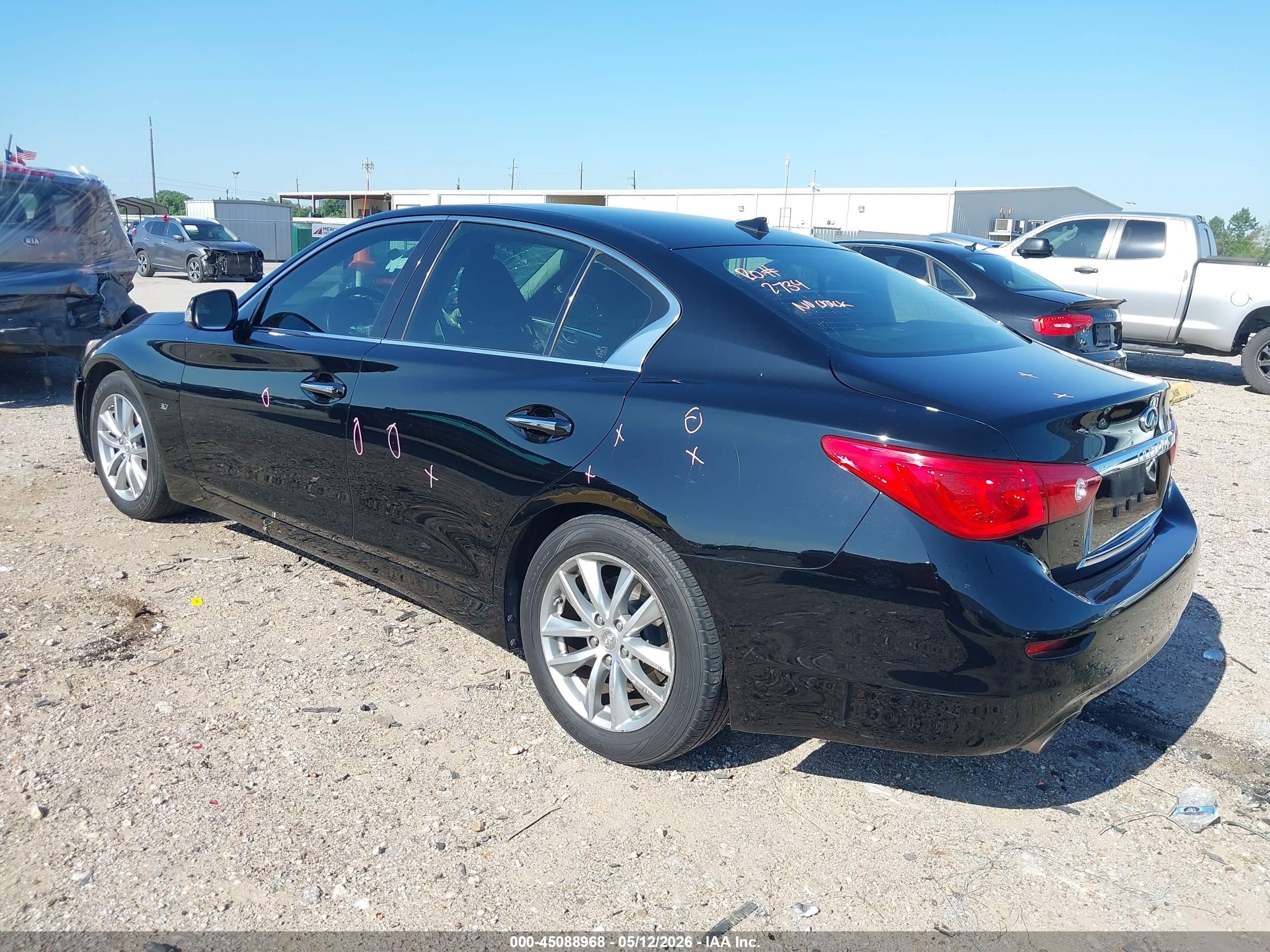2015 Infiniti Q50 Premium Black vin: JN1BV7AP2FM354332
