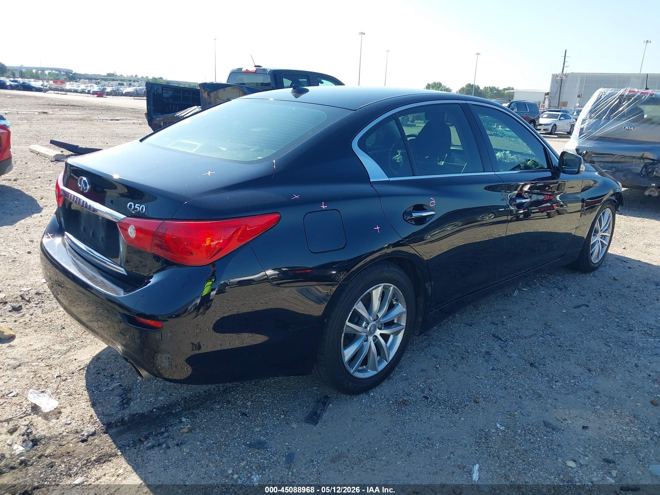2015 Infiniti Q50 Premium Black vin: JN1BV7AP2FM354332