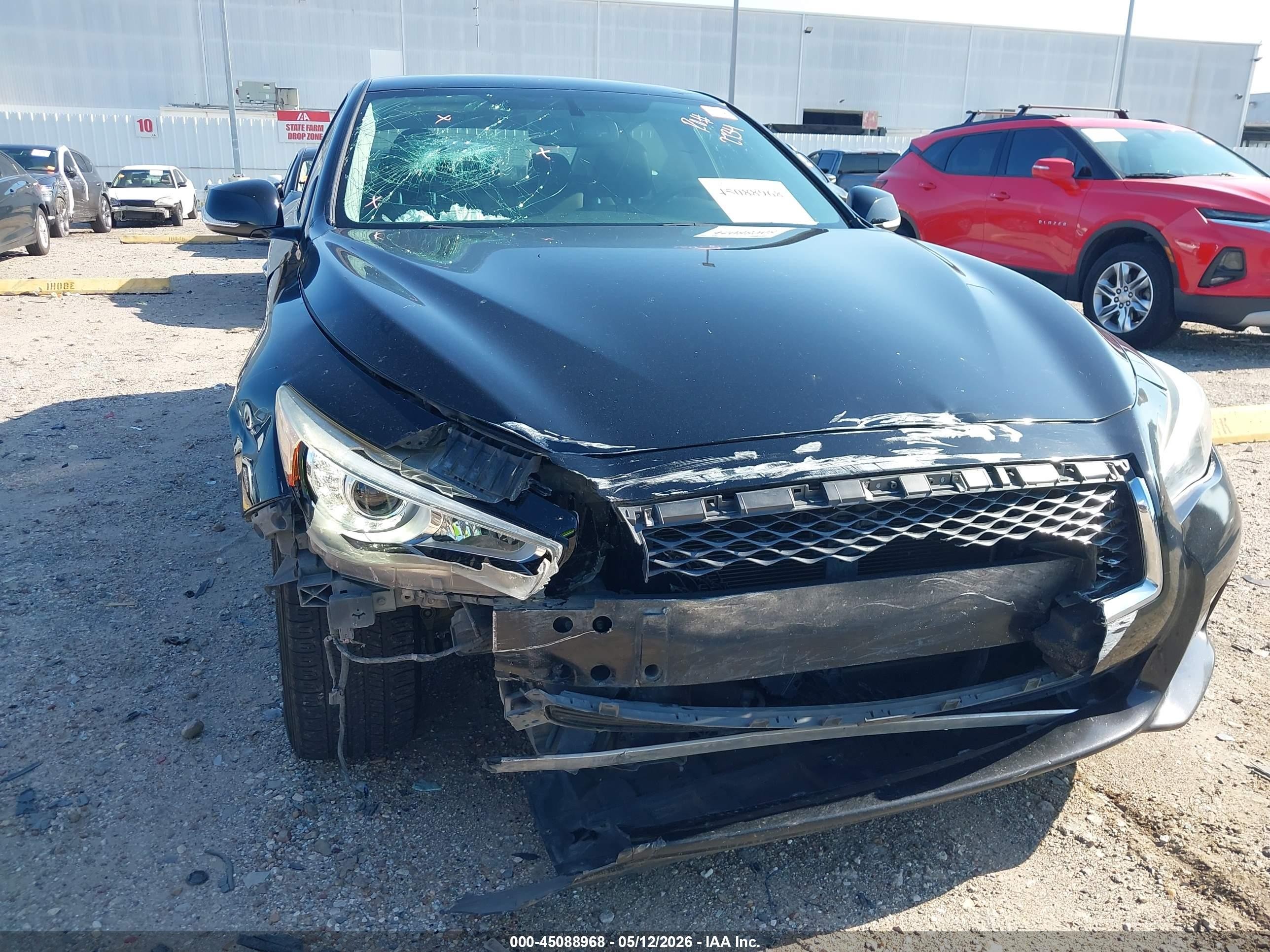 2015 Infiniti Q50 Premium Black vin: JN1BV7AP2FM354332