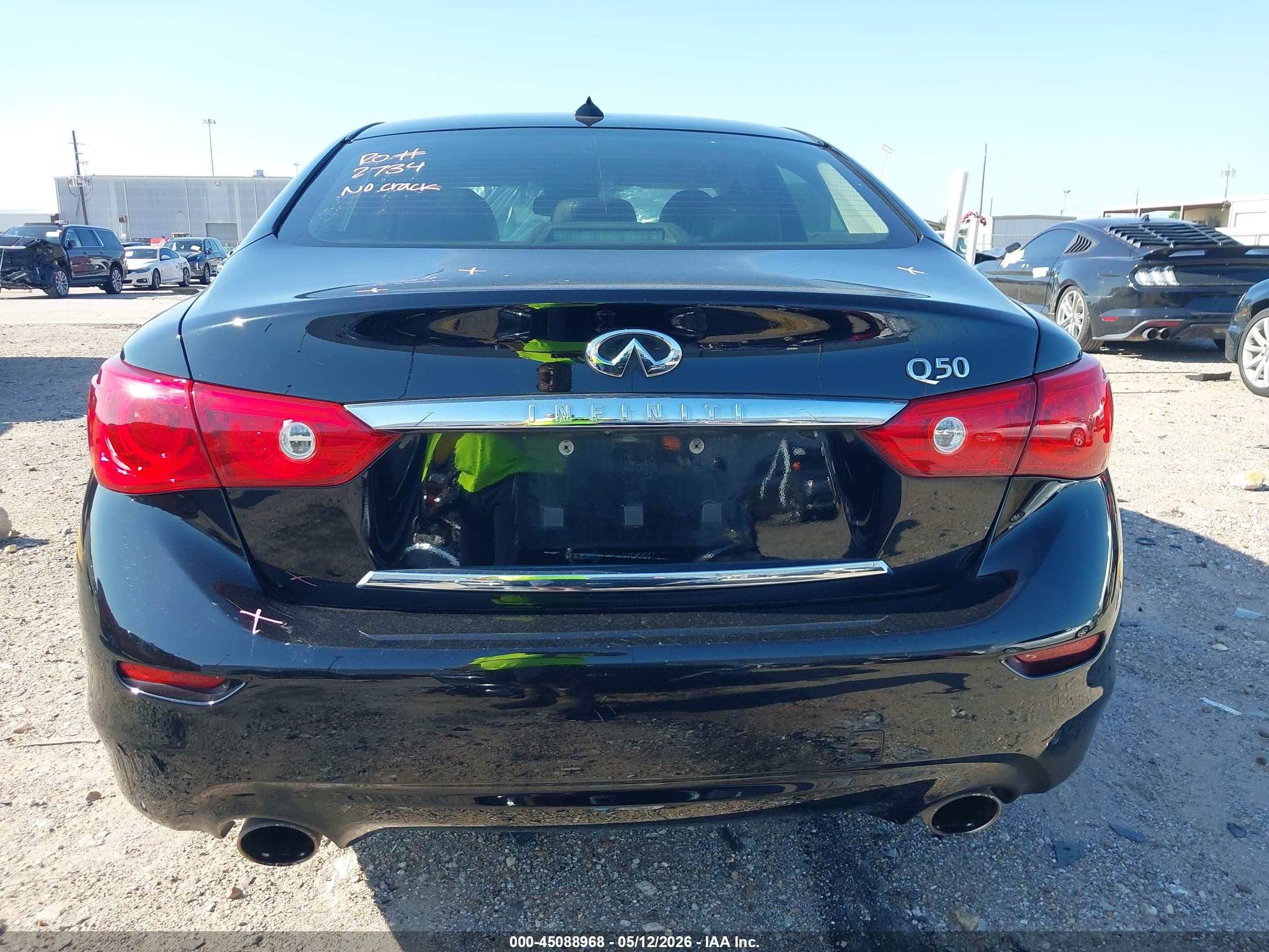 2015 Infiniti Q50 Premium Black vin: JN1BV7AP2FM354332