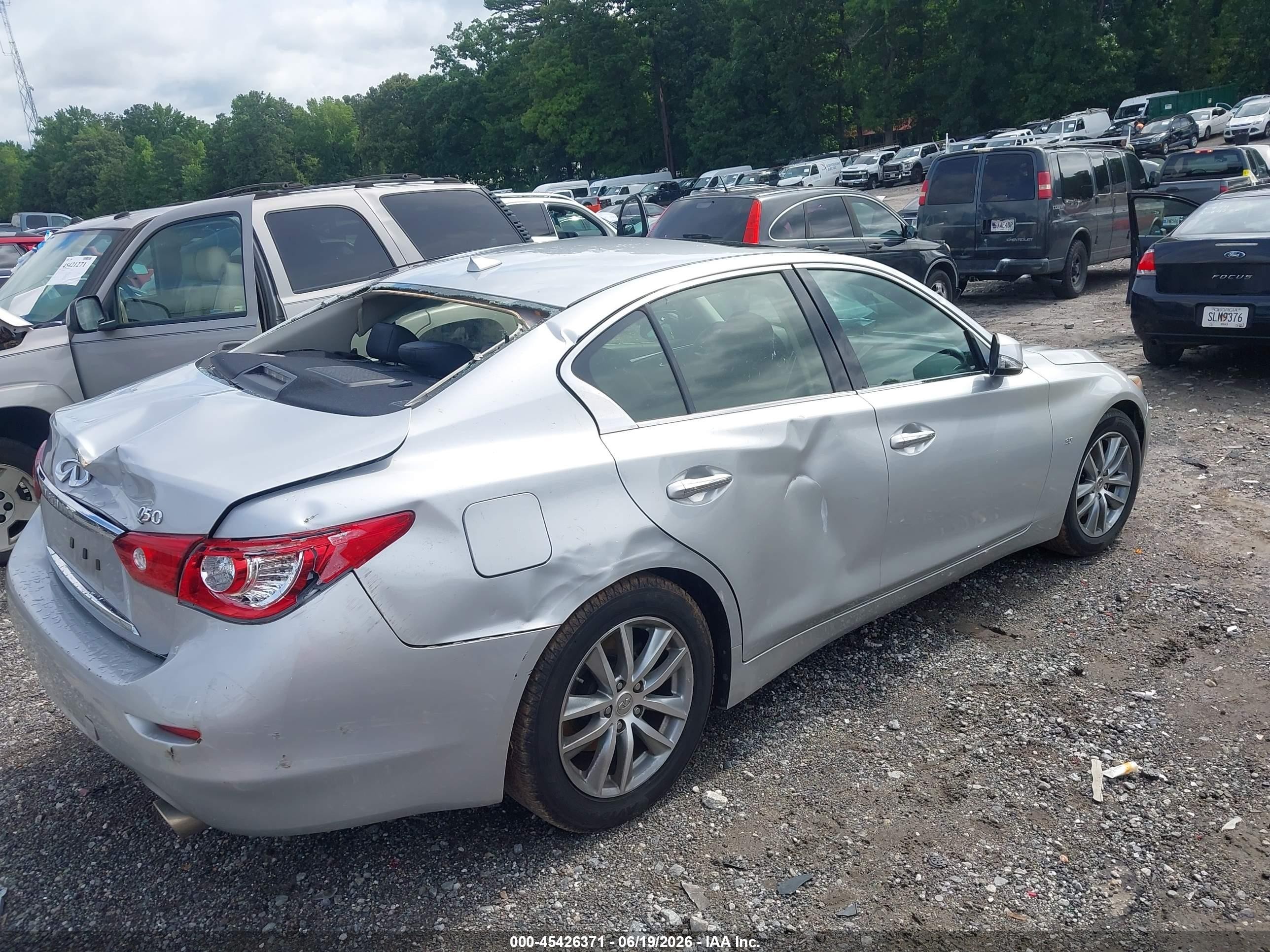2015 Infiniti Q50 Premium Silver vin: JN1BV7AP2FM357862