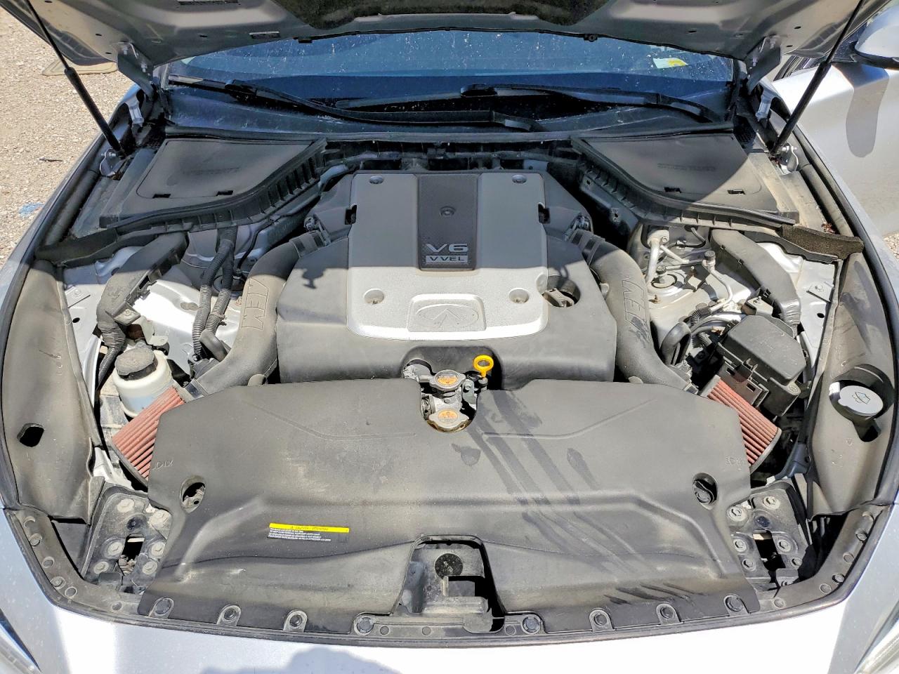 2014 Infiniti Q50 Base Silver vin: JN1BV7AP3EM670207