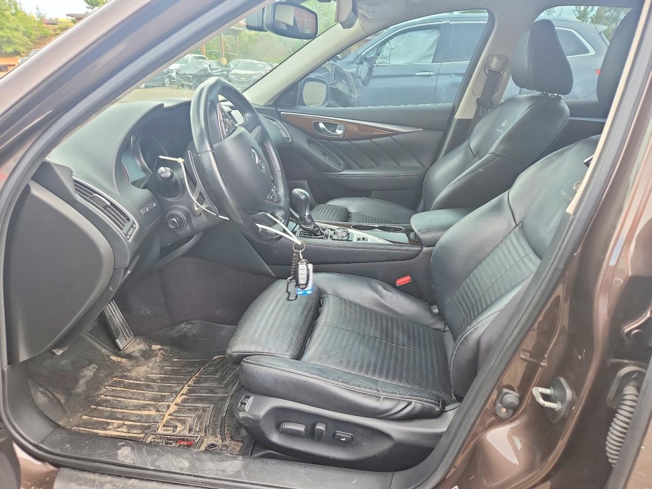 2014 Infiniti Q50 Base Коричневый vin: JN1BV7AP3EM670272