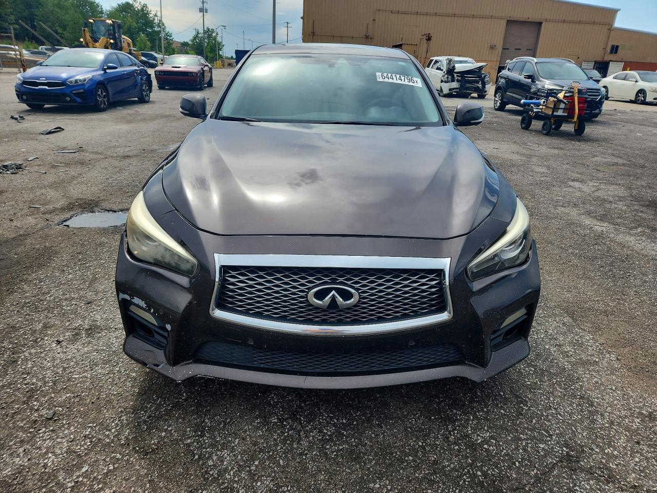2014 Infiniti Q50 Base Коричневый vin: JN1BV7AP3EM670272