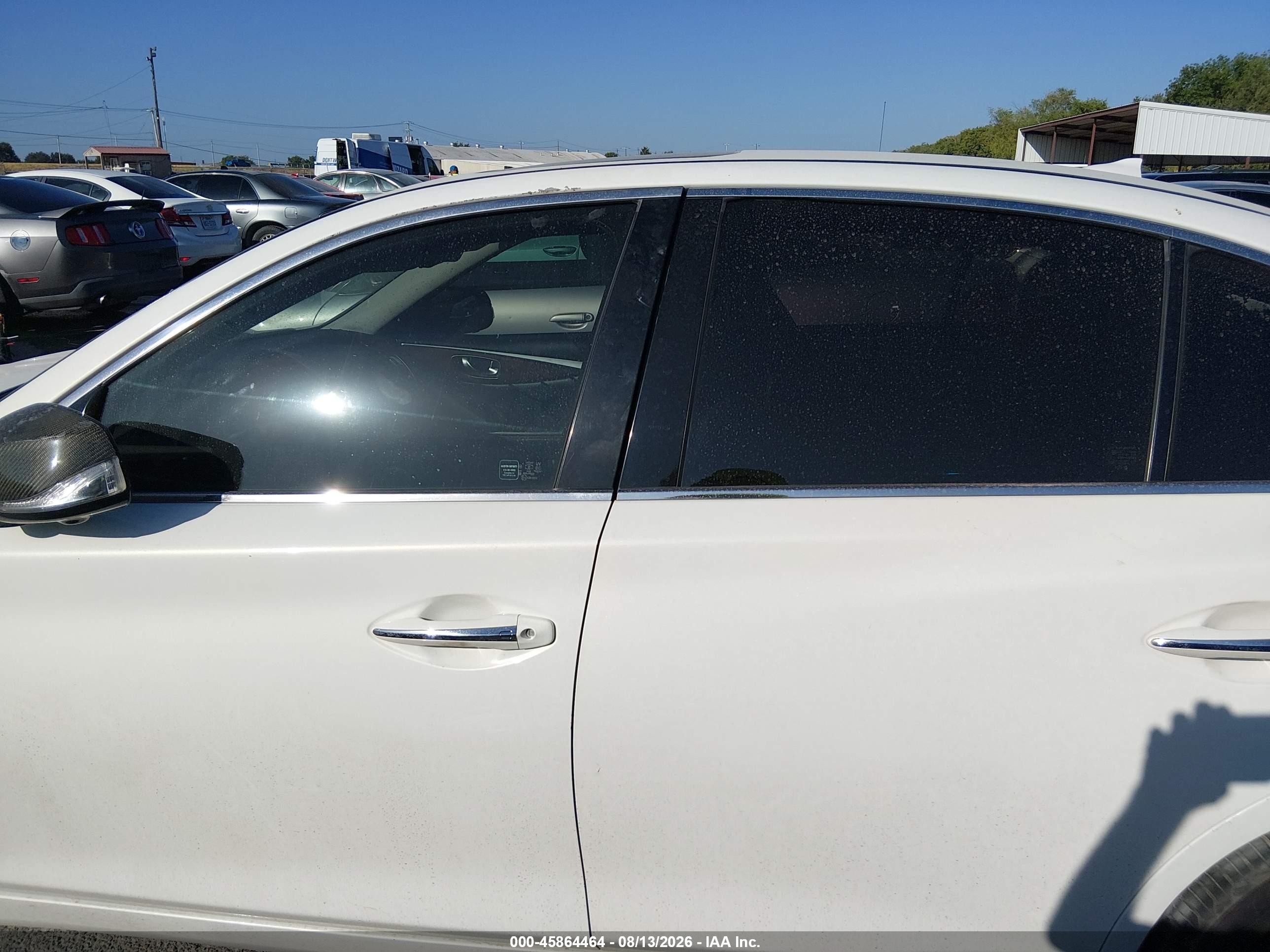 2014 Infiniti Q50 Premium White vin: JN1BV7AP3EM671597