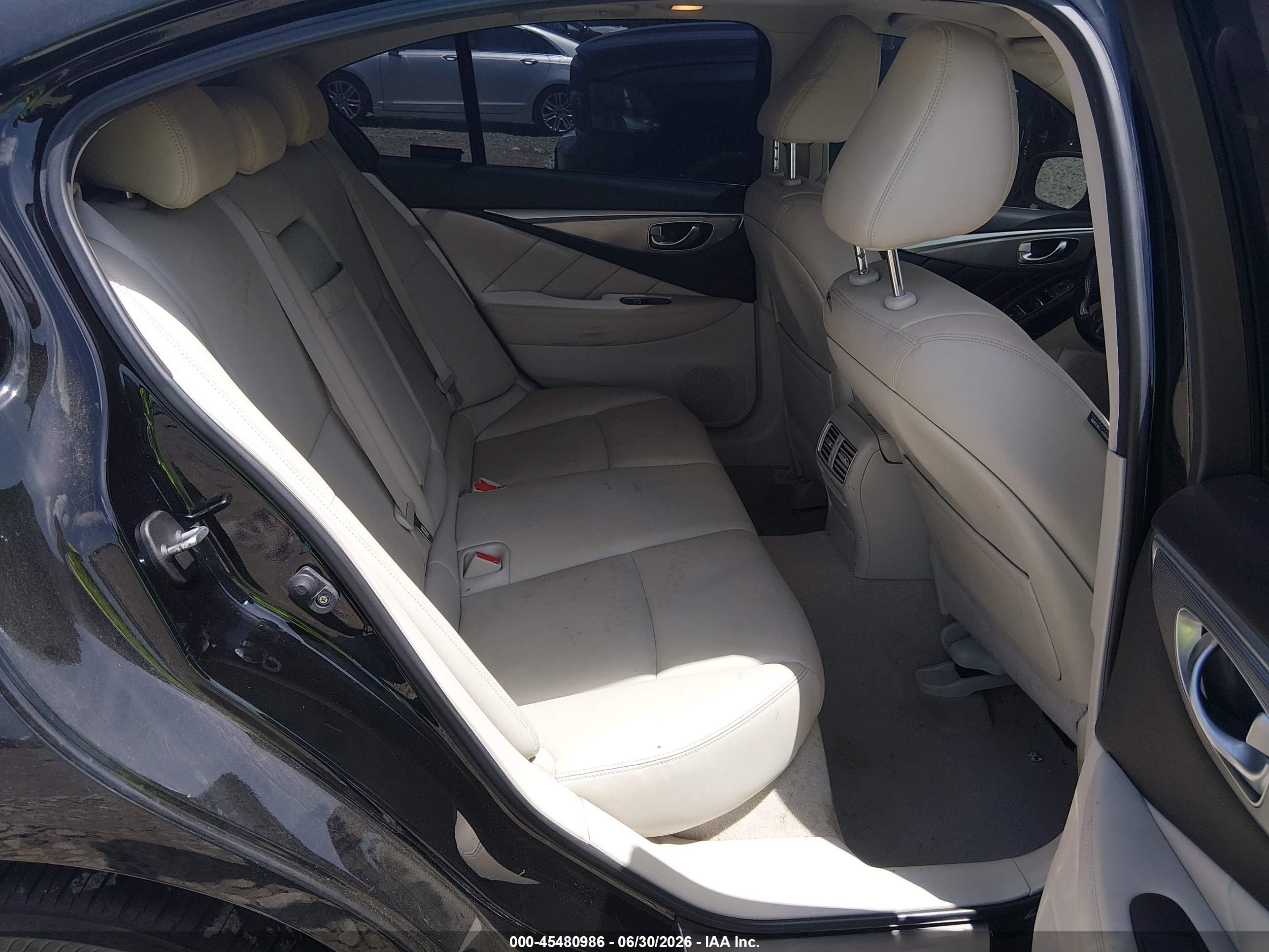 2014 Infiniti Q50 Premium Black vin: JN1BV7AP3EM673981
