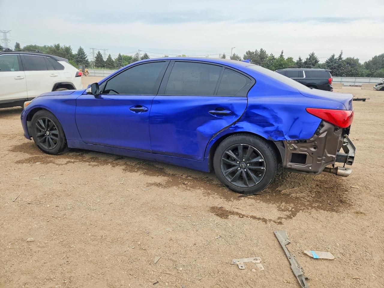2014 Infiniti Q50 Base Blue vin: JN1BV7AP3EM675696