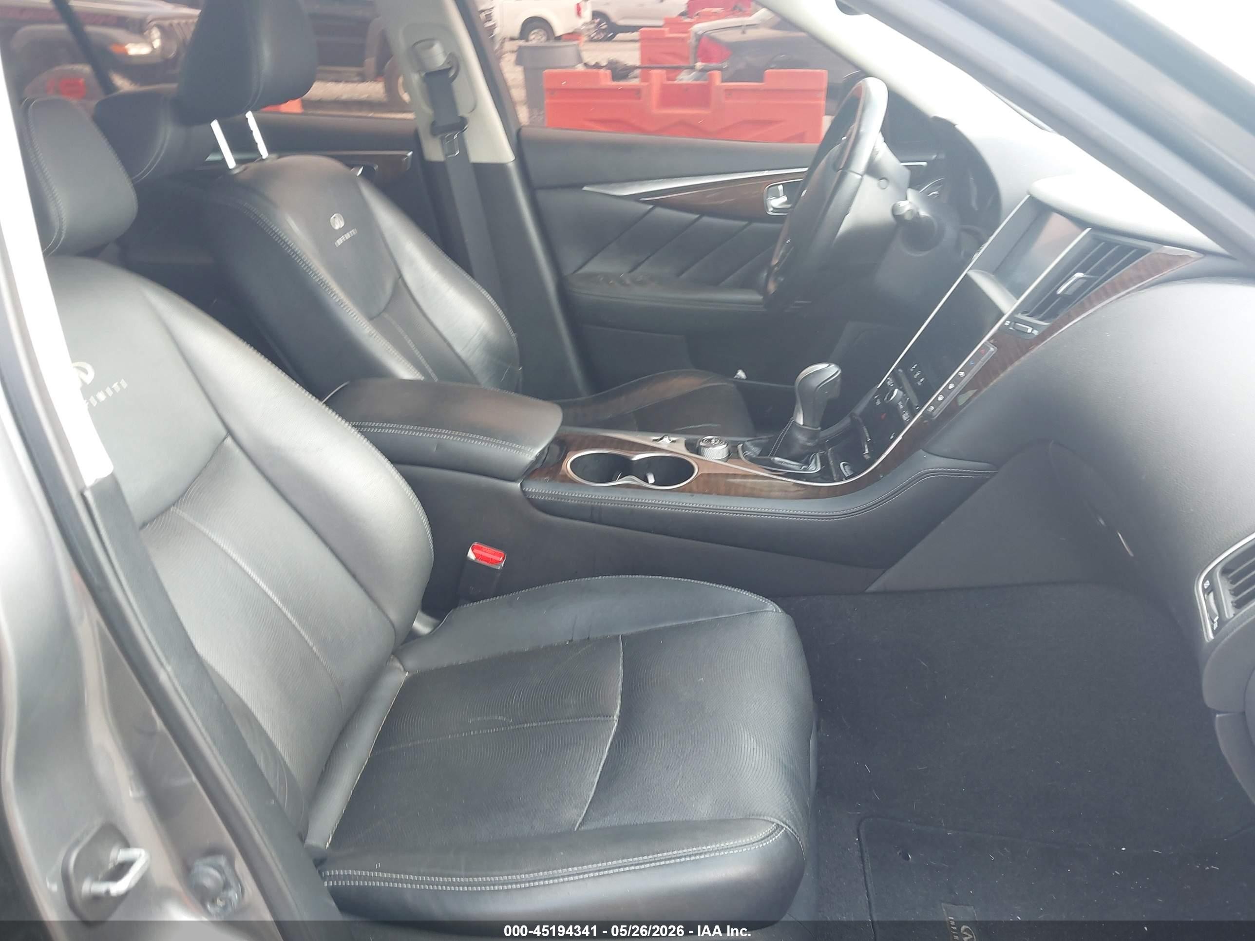 2014 Infiniti Q50 Premium Серый vin: JN1BV7AP3EM676797