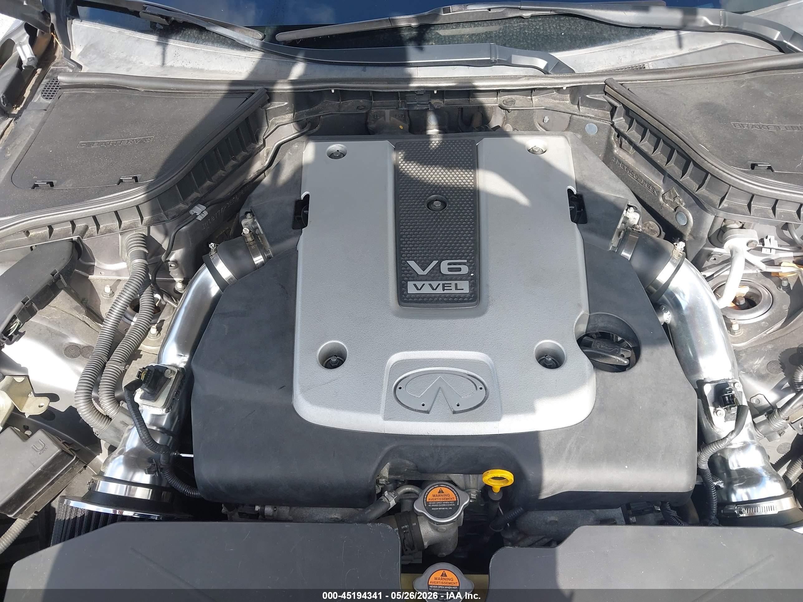 2014 Infiniti Q50 Premium Серый vin: JN1BV7AP3EM676797