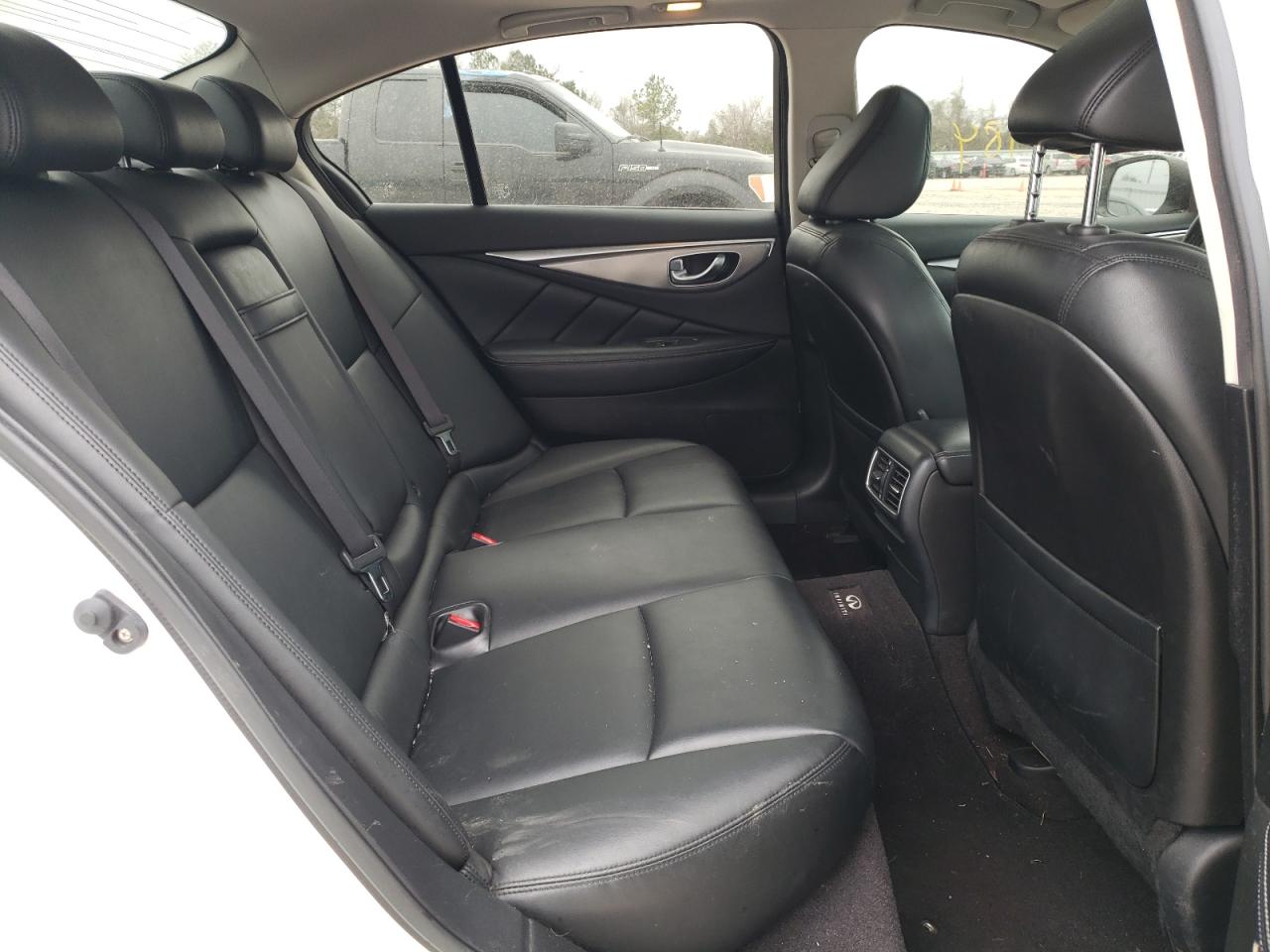 2014 Infiniti Q50 Base White vin: JN1BV7AP3EM679330