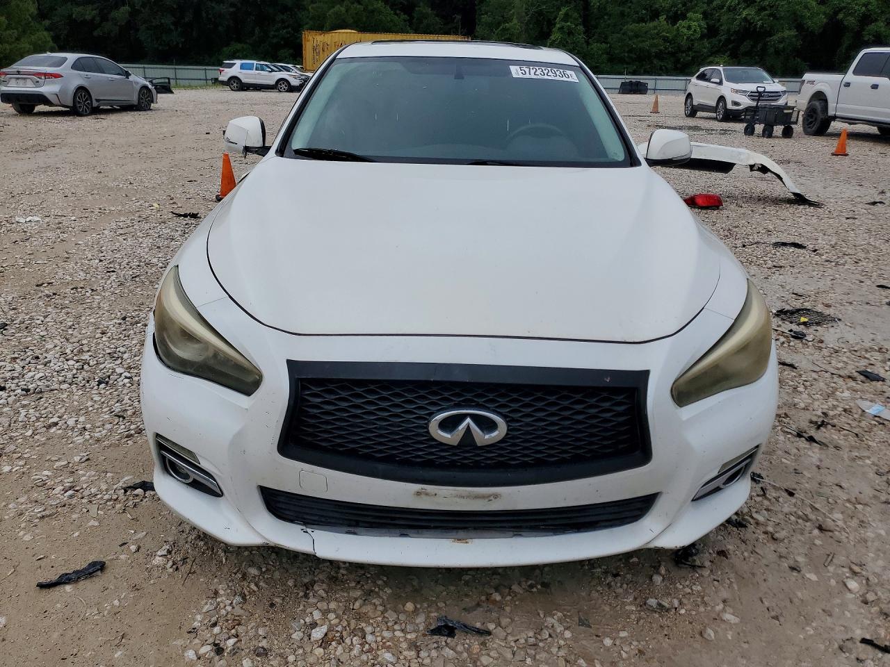 2014 Infiniti Q50 Premium White vin: JN1BV7AP3EM679330
