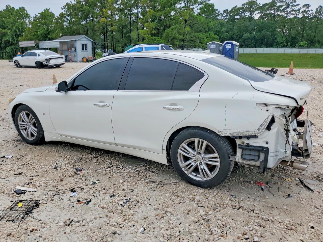 2014 Infiniti Q50 Premium White vin: JN1BV7AP3EM679330