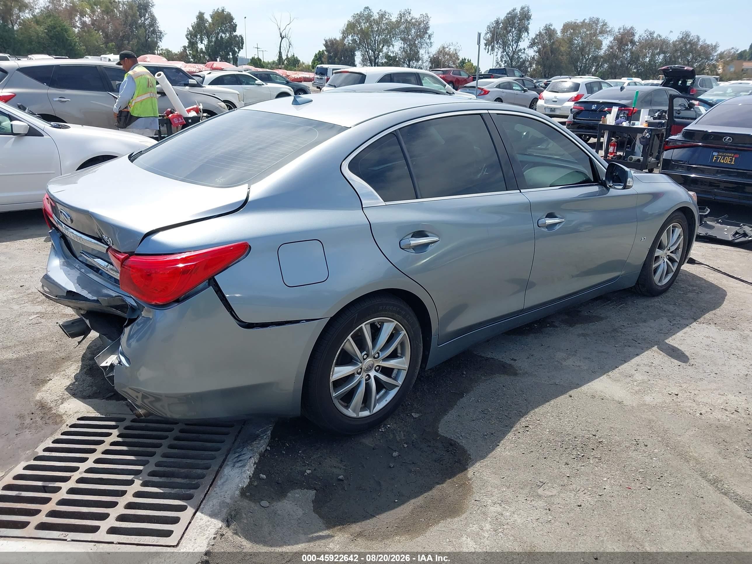 2014 Infiniti Q50 Premium Blue vin: JN1BV7AP3EM679876