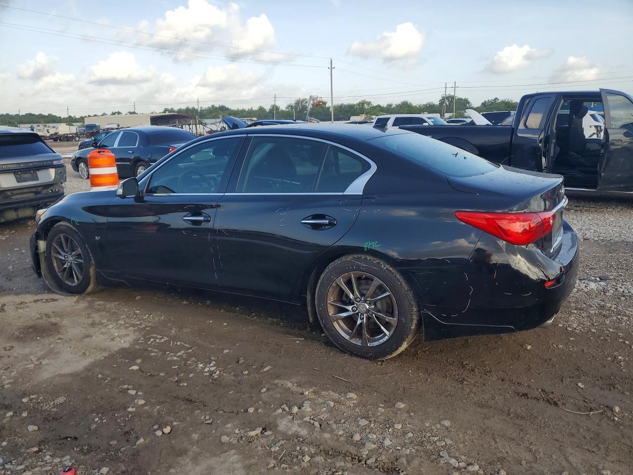 2014 Infiniti Q50 Premium Black vin: JN1BV7AP3EM682258