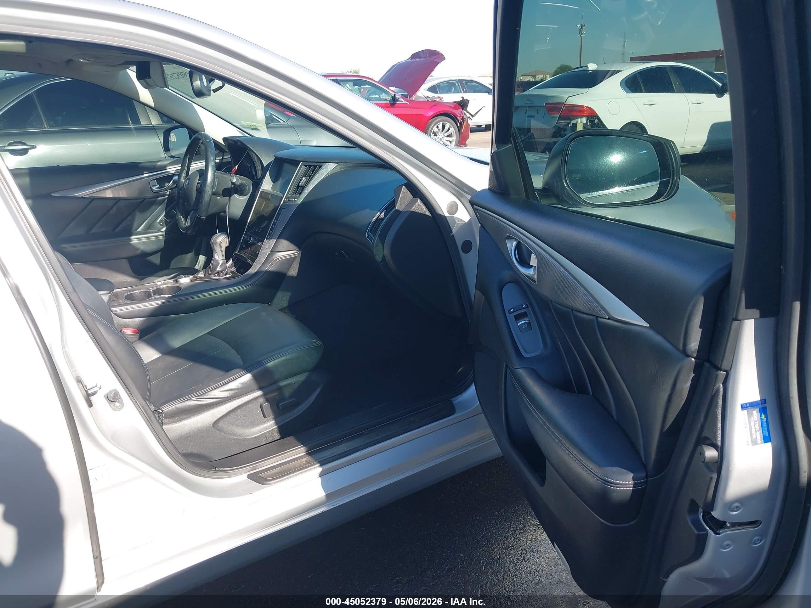 2014 Infiniti Q50 Premium/sport Серебряный vin: JN1BV7AP3EM686360