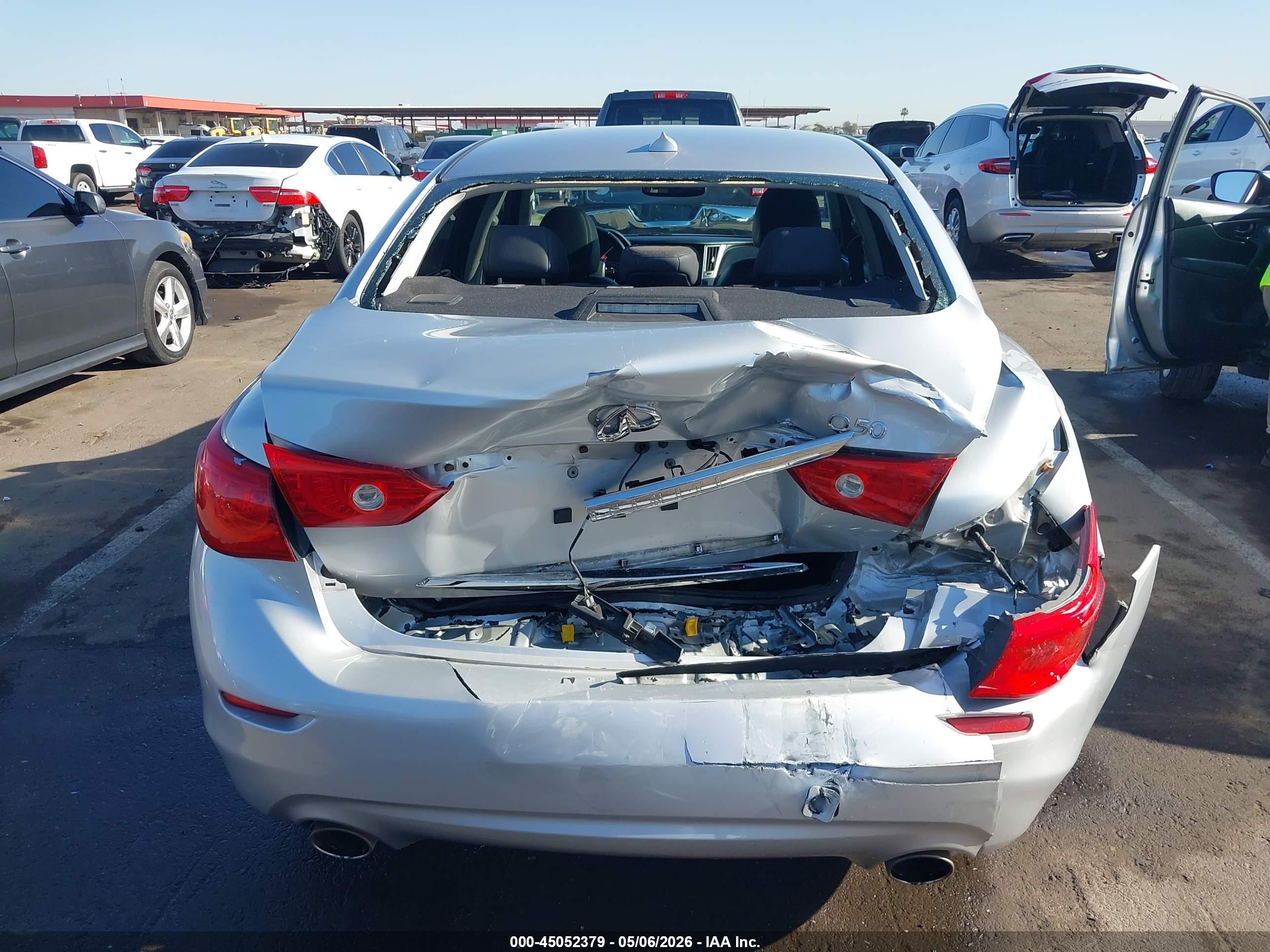 2014 Infiniti Q50 Premium/sport Серебряный vin: JN1BV7AP3EM686360