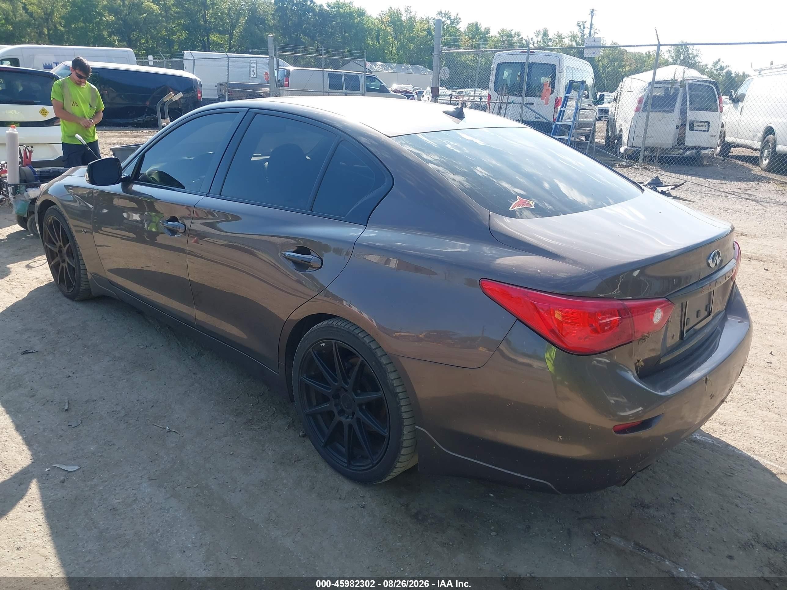 2014 Infiniti Q50 Premium Коричневый vin: JN1BV7AP3EM691767
