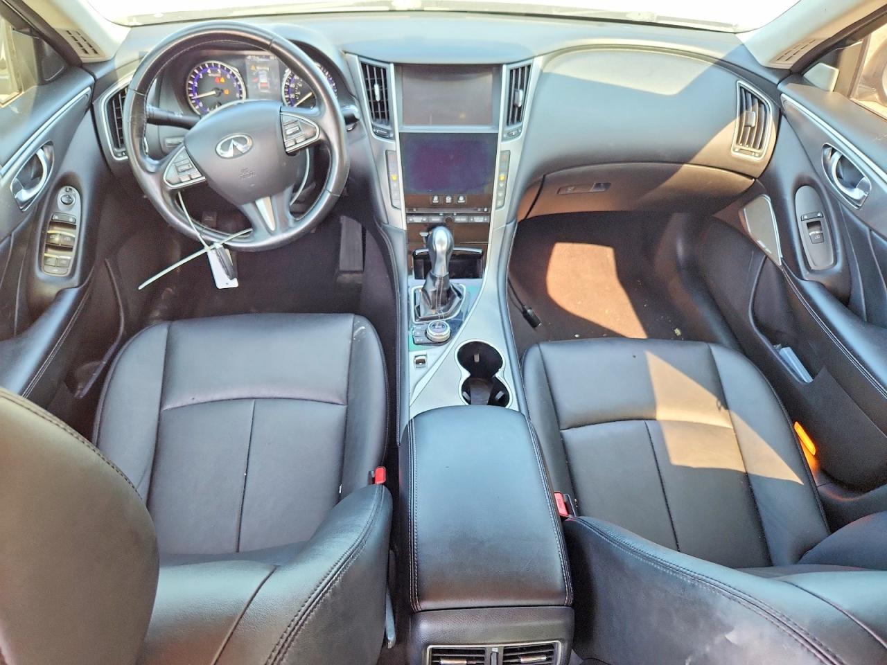 2014 Infiniti Q50 Base Silver vin: JN1BV7AP3EM692255