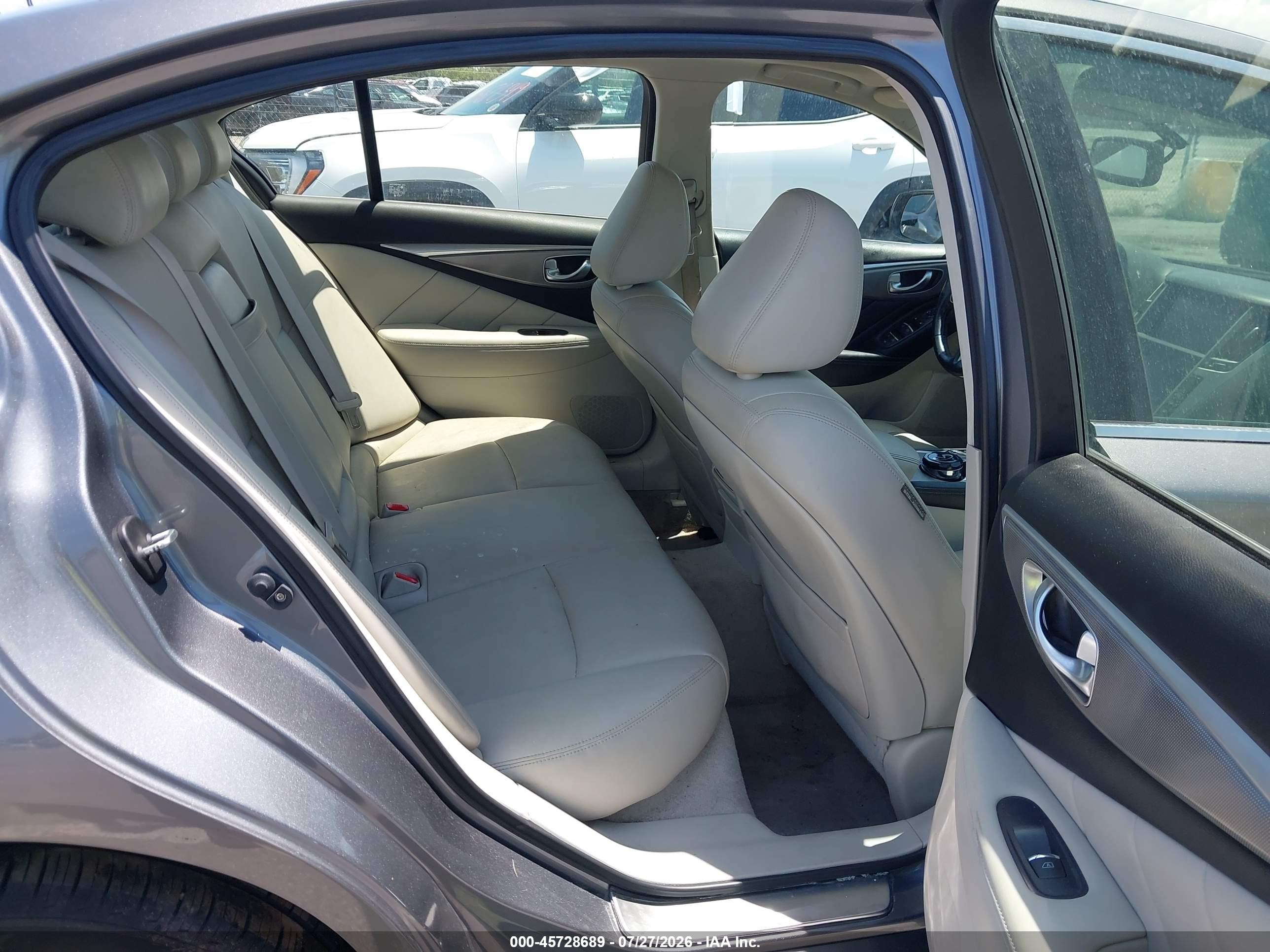 2015 Infiniti Q50 Premium Gray vin: JN1BV7AP3FM331593