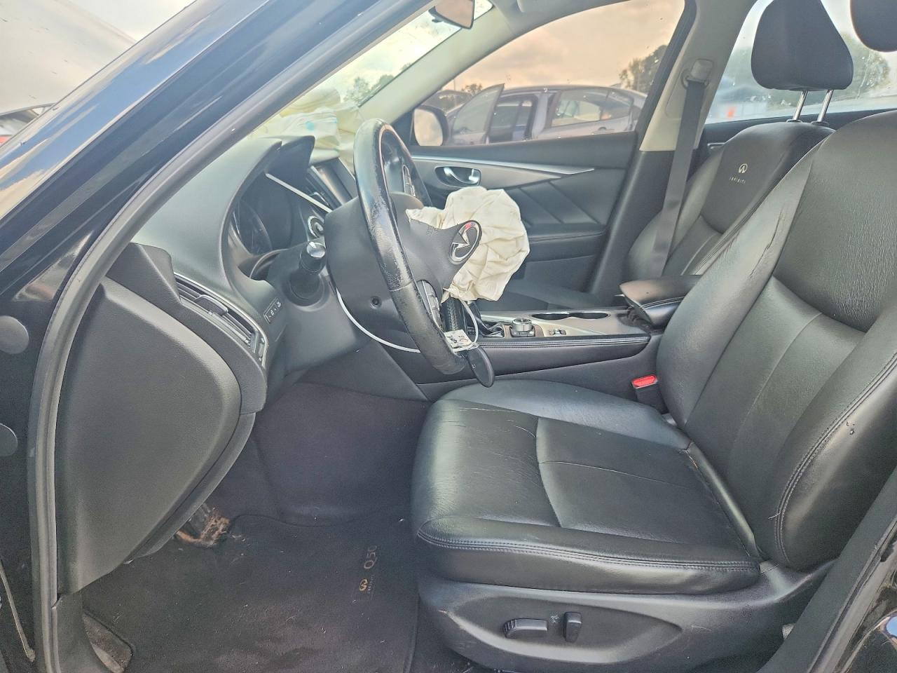2015 Infiniti Q50 Base Черный vin: JN1BV7AP3FM332940