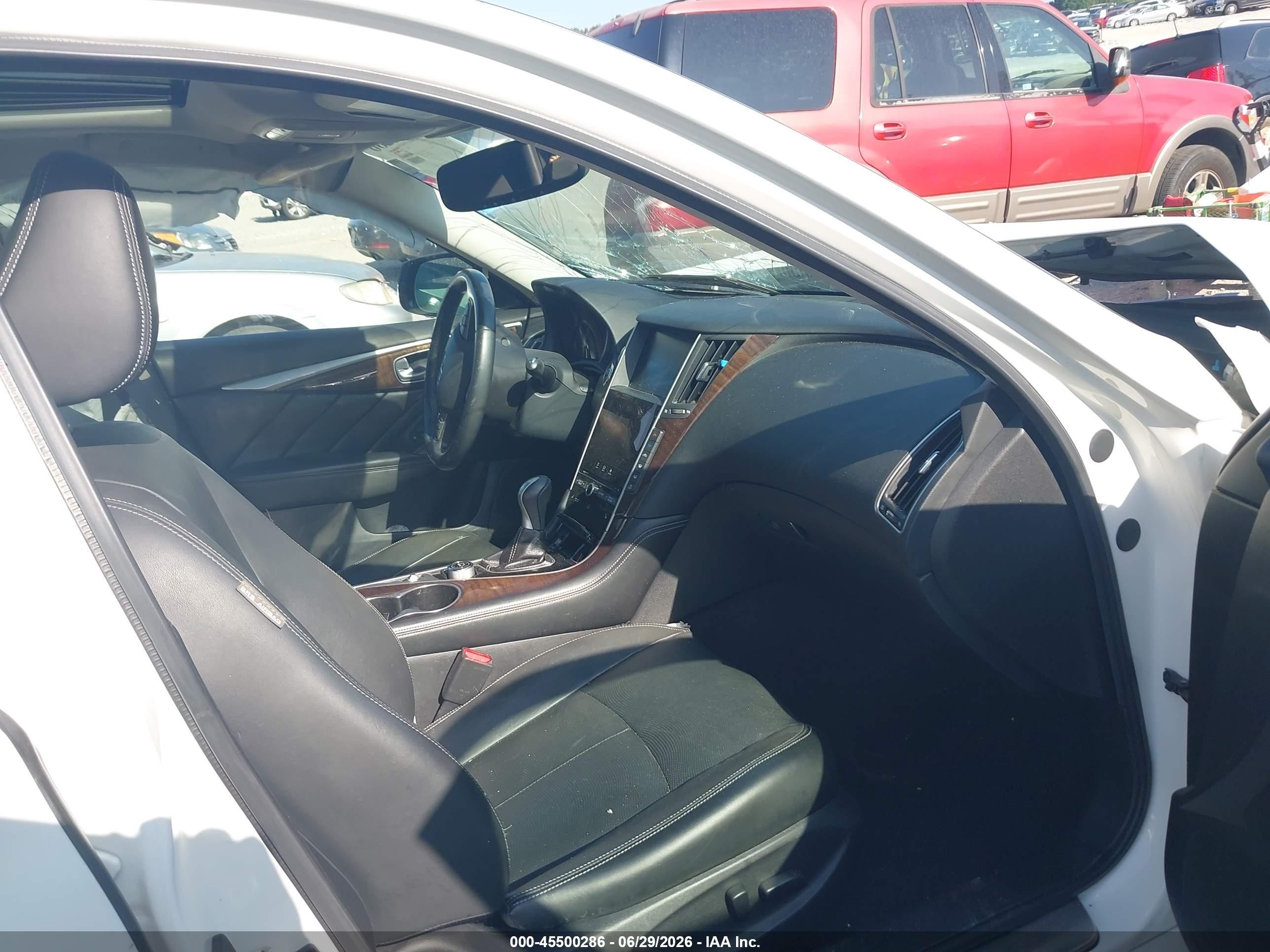 2015 Infiniti Q50 Premium White vin: JN1BV7AP3FM337216