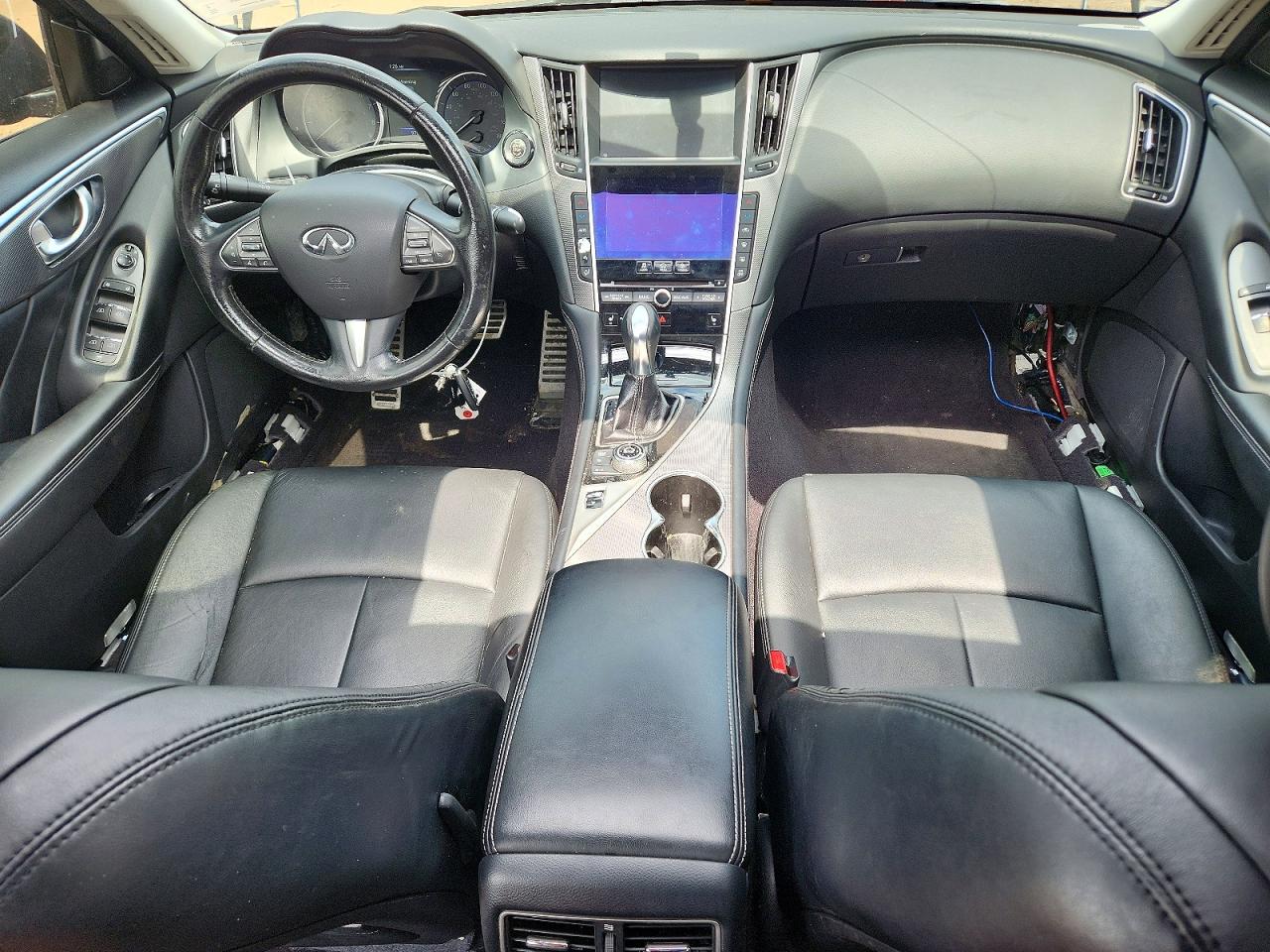 2015 Infiniti Q50 Premium Black vin: JN1BV7AP3FM338592