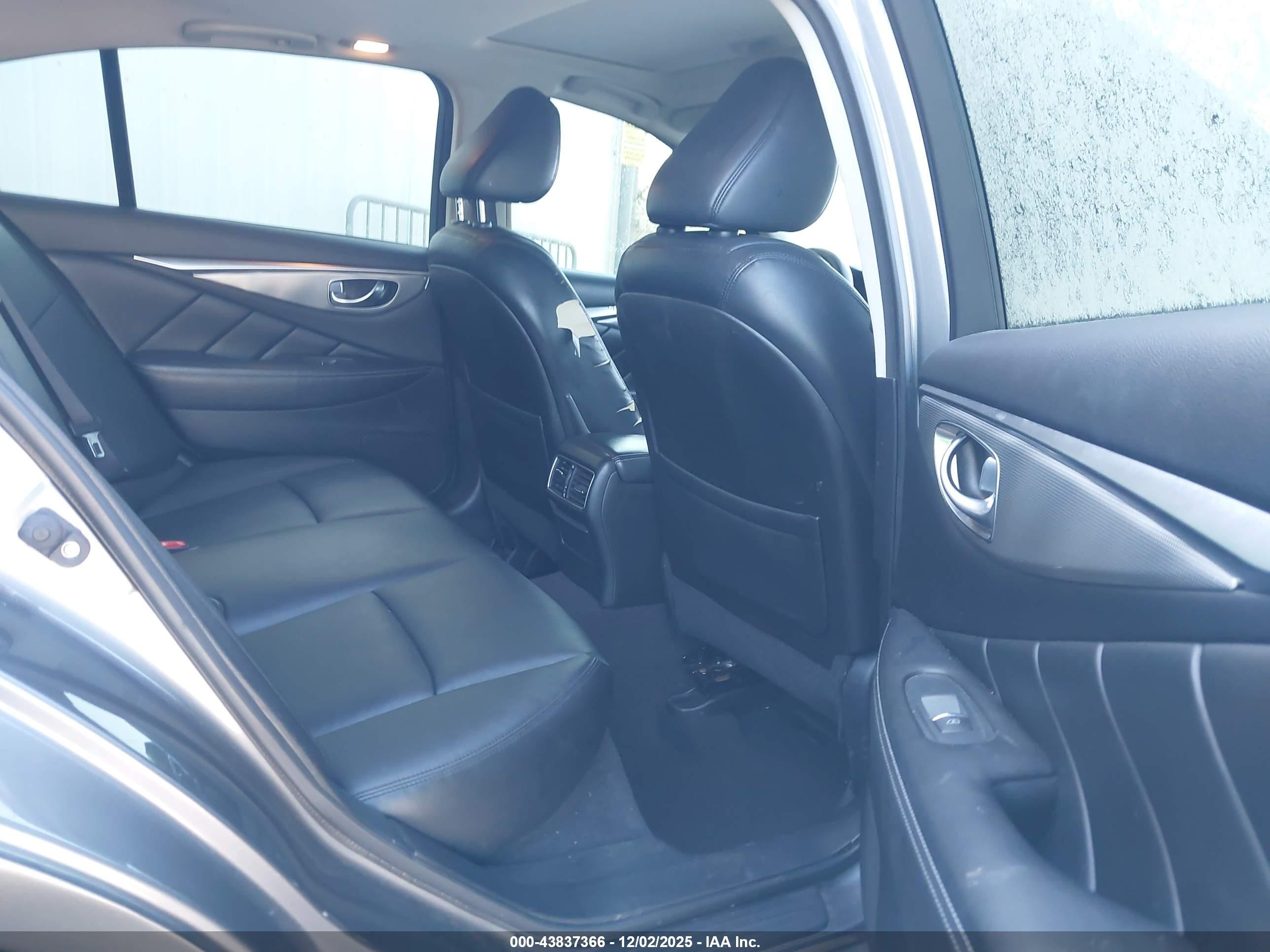 2015 Infiniti Q50 Premium/sport Gray vin: JN1BV7AP3FM339113