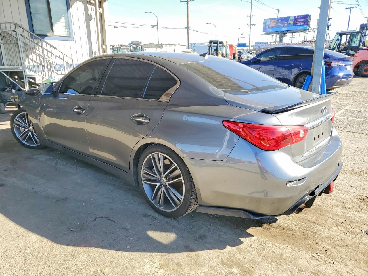 2015 Infiniti Q50 Base Silver vin: JN1BV7AP3FM346062