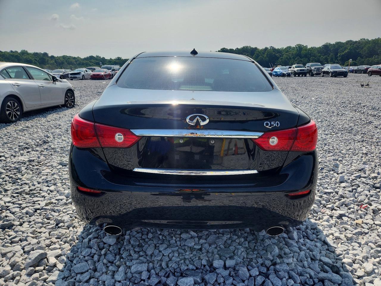2015 Infiniti Q50 Premium Black vin: JN1BV7AP3FM353190