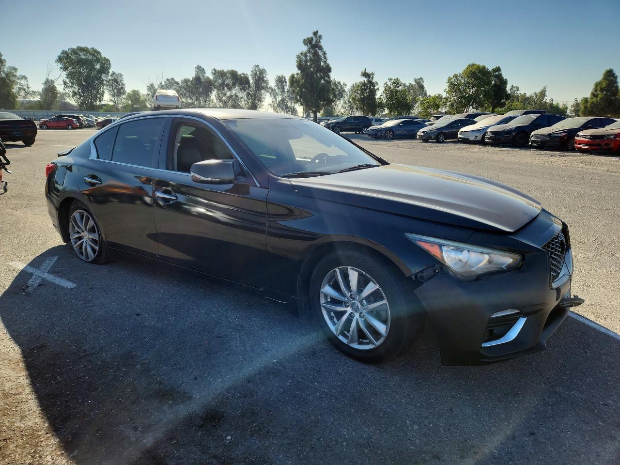 2015 Infiniti Q50 Premium Black vin: JN1BV7AP3FM355215