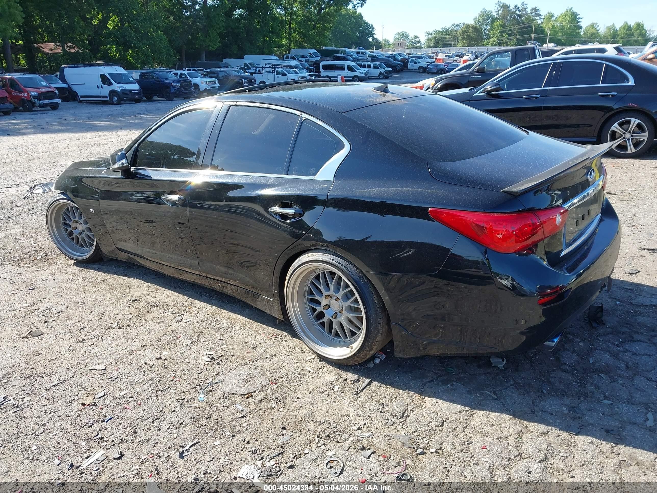 2015 Infiniti Q50 Premium Black vin: JN1BV7AP3FM355263