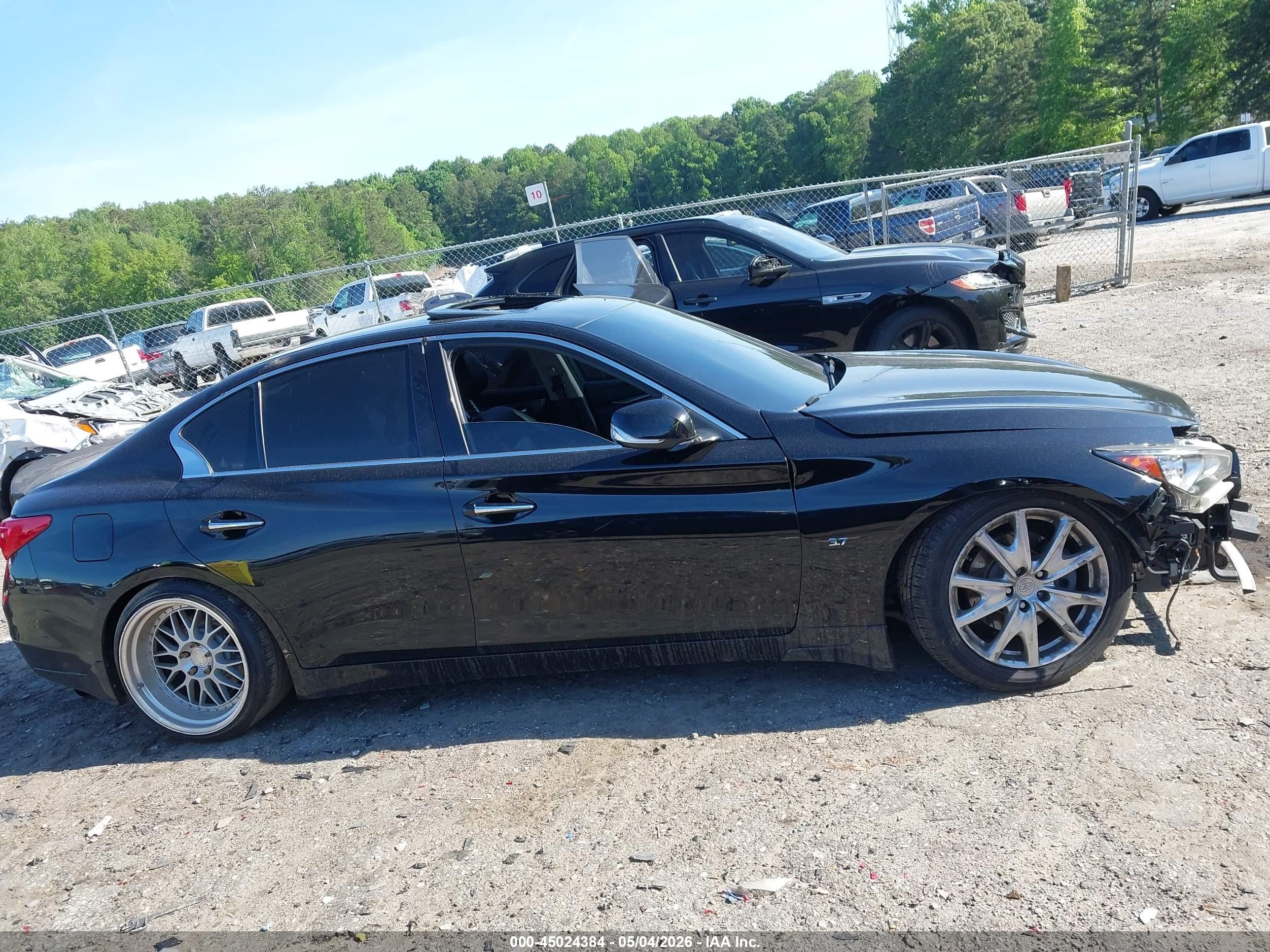 2015 Infiniti Q50 Premium Black vin: JN1BV7AP3FM355263