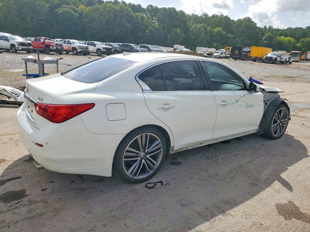 2014 Infiniti Q50 Premium White vin: JN1BV7AP4EM677523