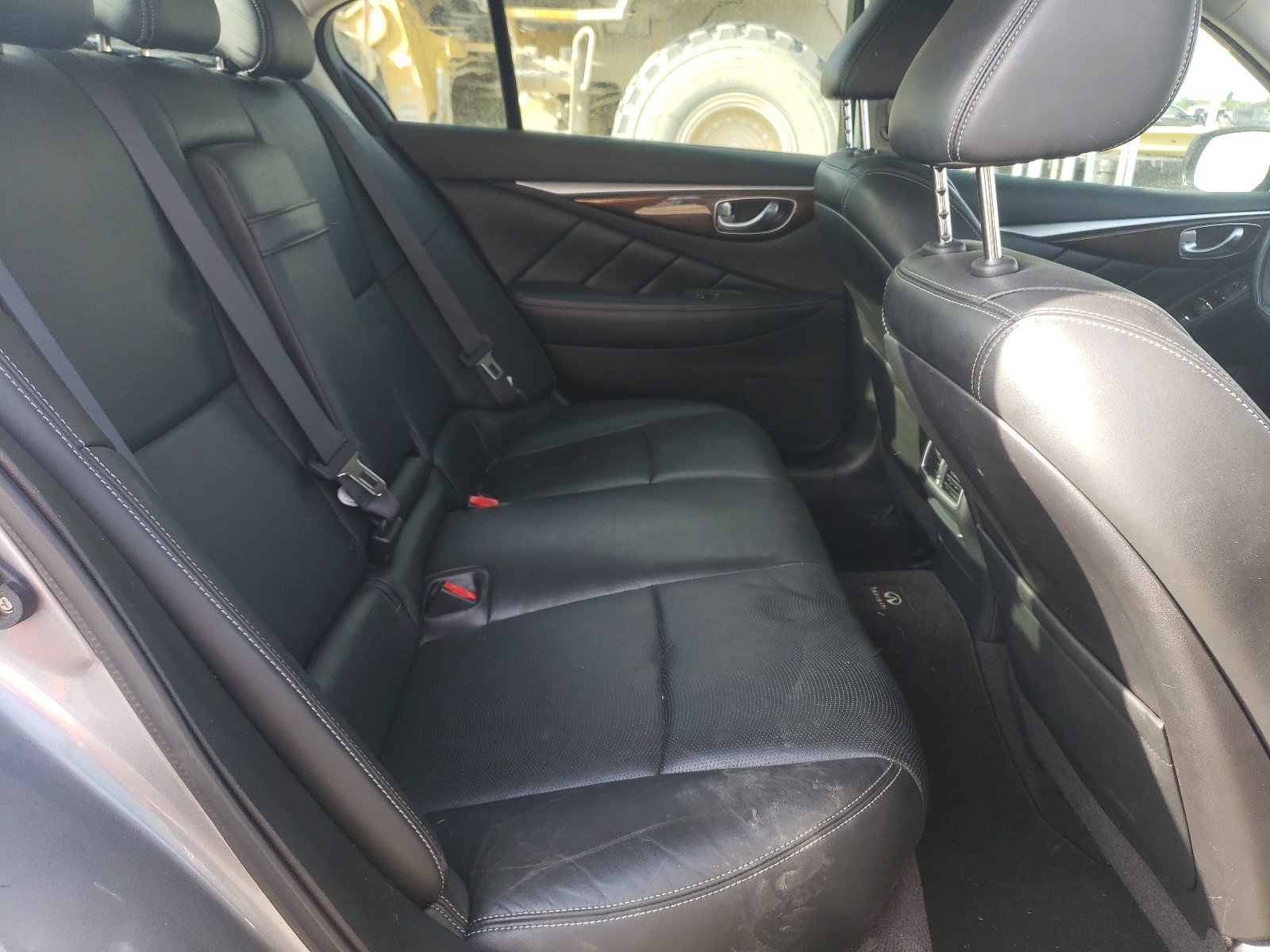 2014 Infiniti Q50 Base Gray vin: JN1BV7AP4EM683810