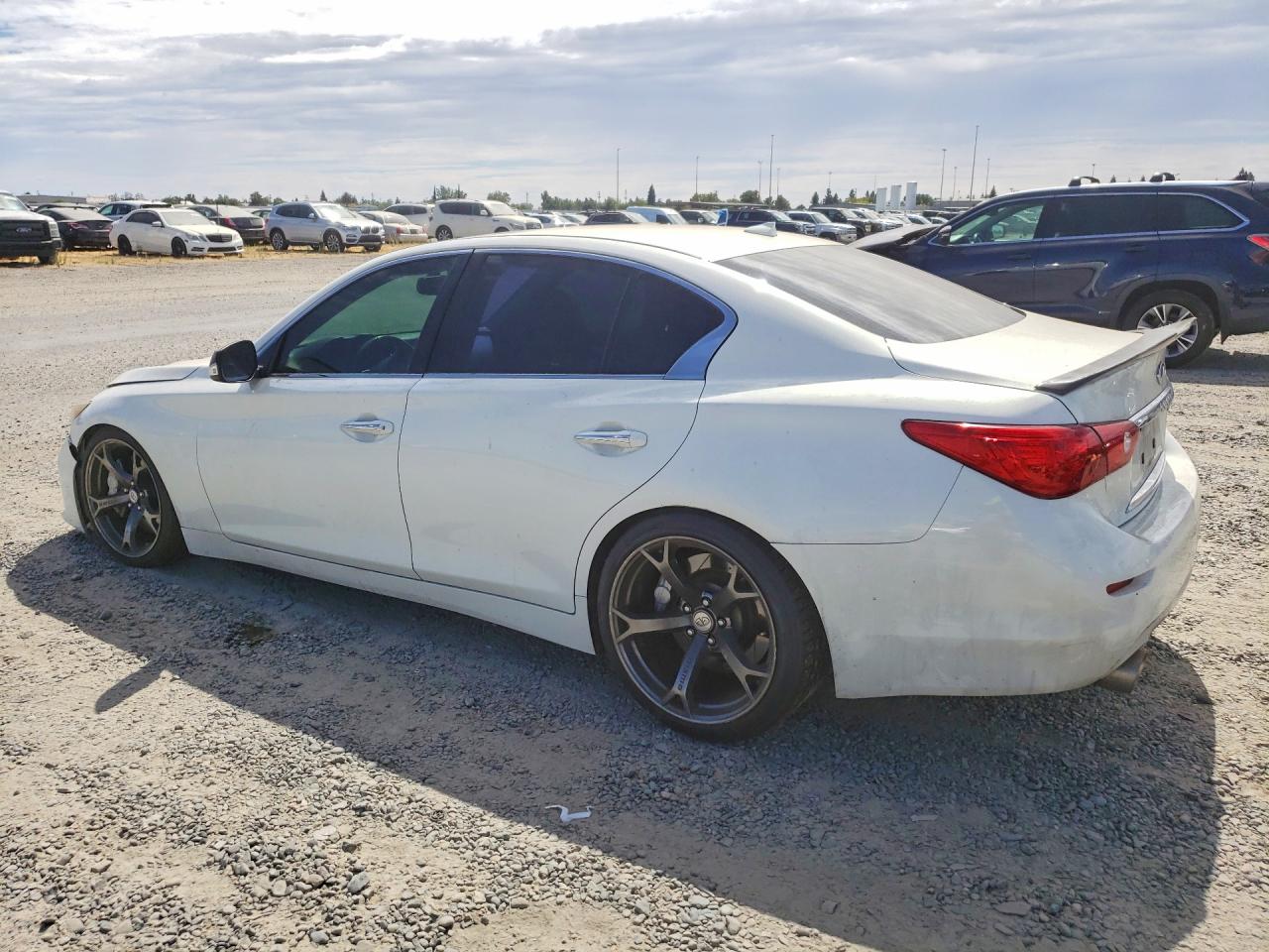 2014 Infiniti Q50 Sport Белый vin: JN1BV7AP4EM685816
