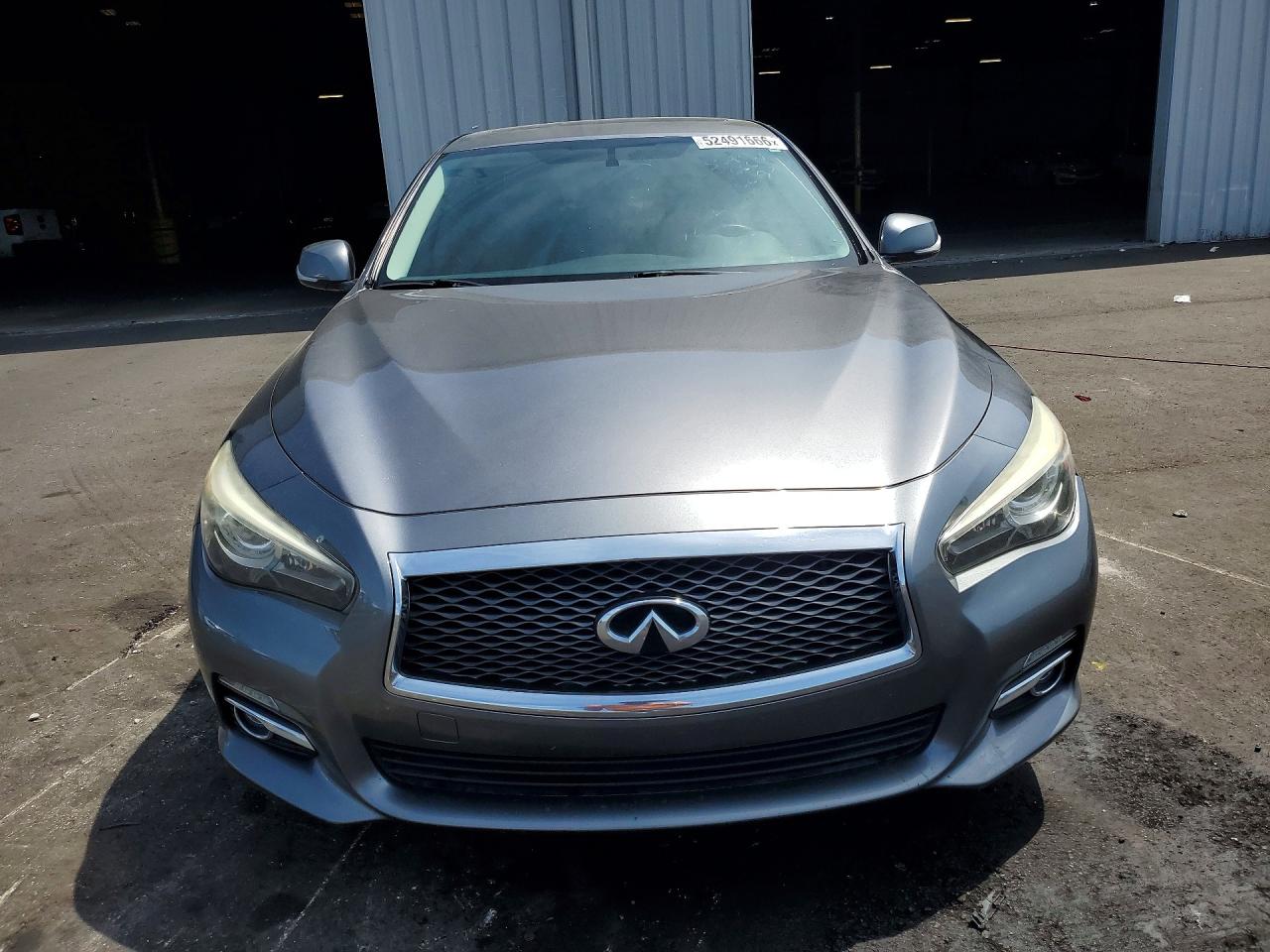 2014 Infiniti Q50 Base Silver vin: JN1BV7AP4EM686397