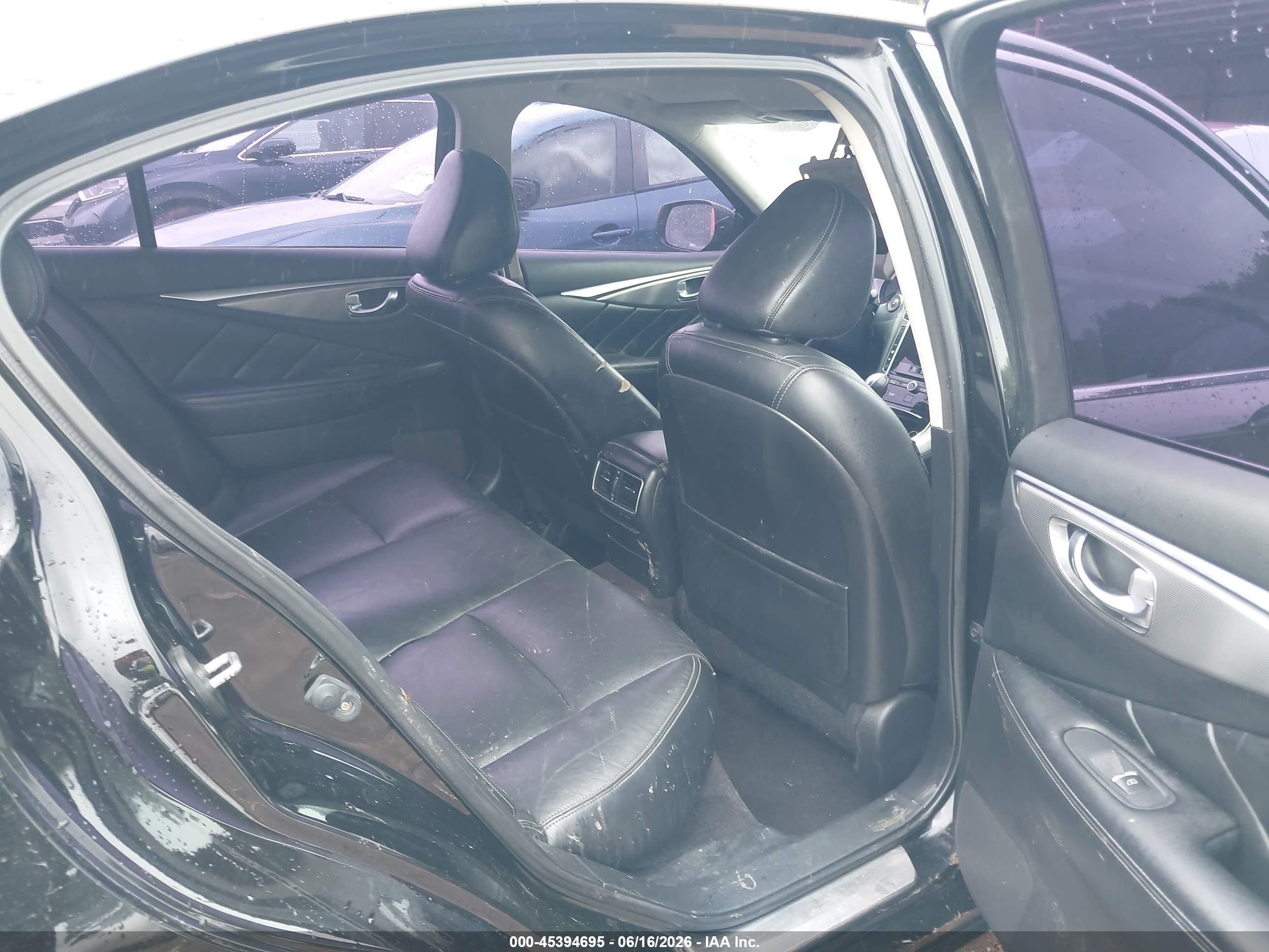 2015 Infiniti Q50 Premium Black vin: JN1BV7AP4FM333711