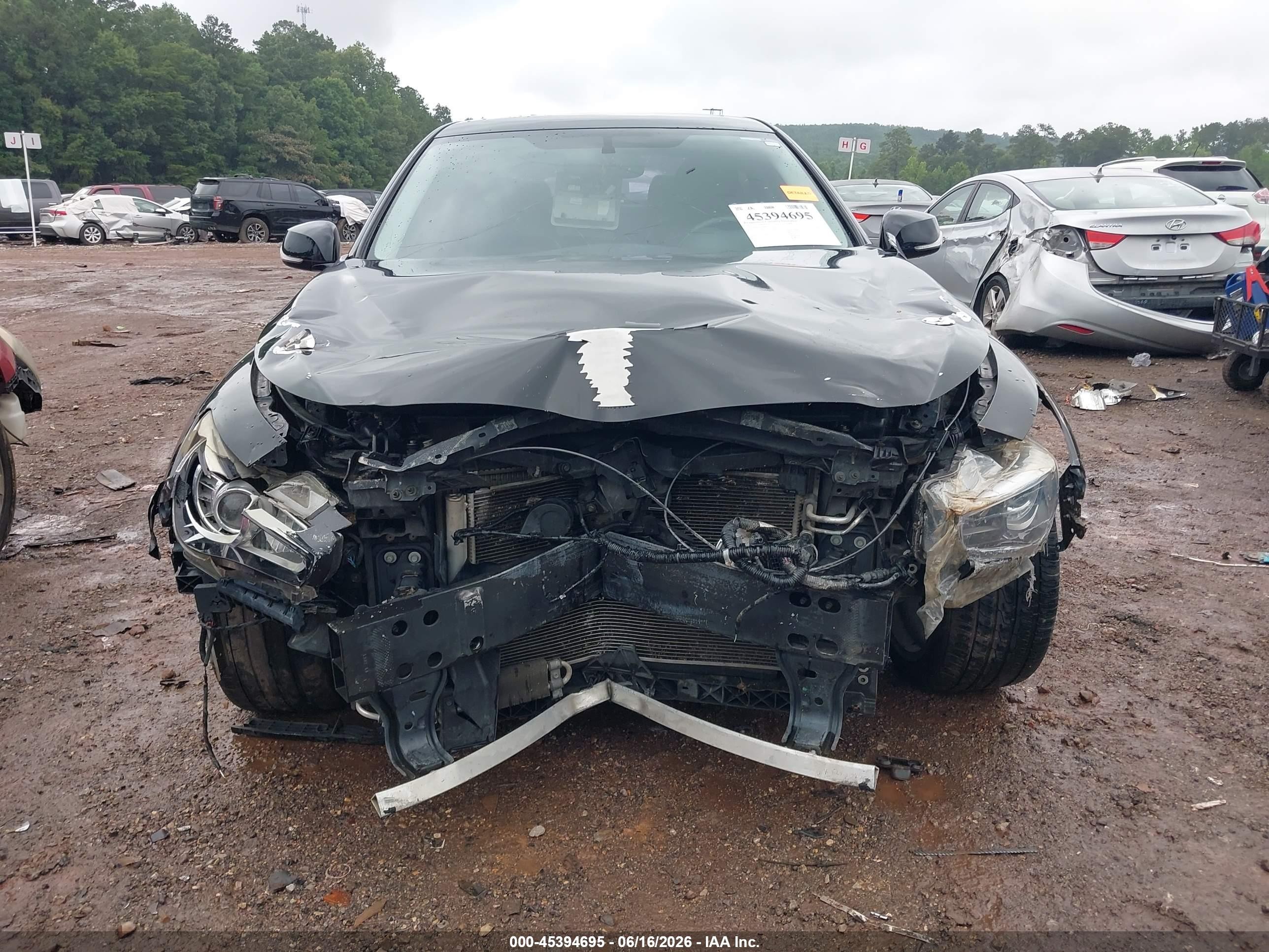 2015 Infiniti Q50 Premium Black vin: JN1BV7AP4FM333711
