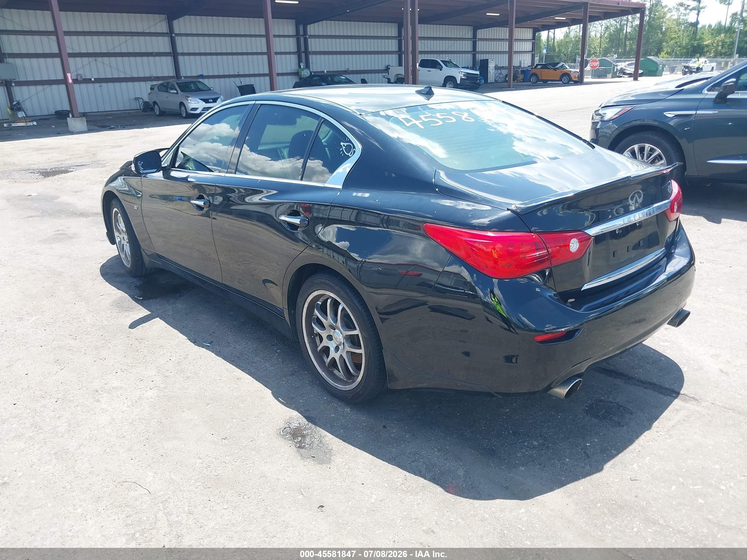 2015 Infiniti Q50 Premium Black vin: JN1BV7AP4FM339881