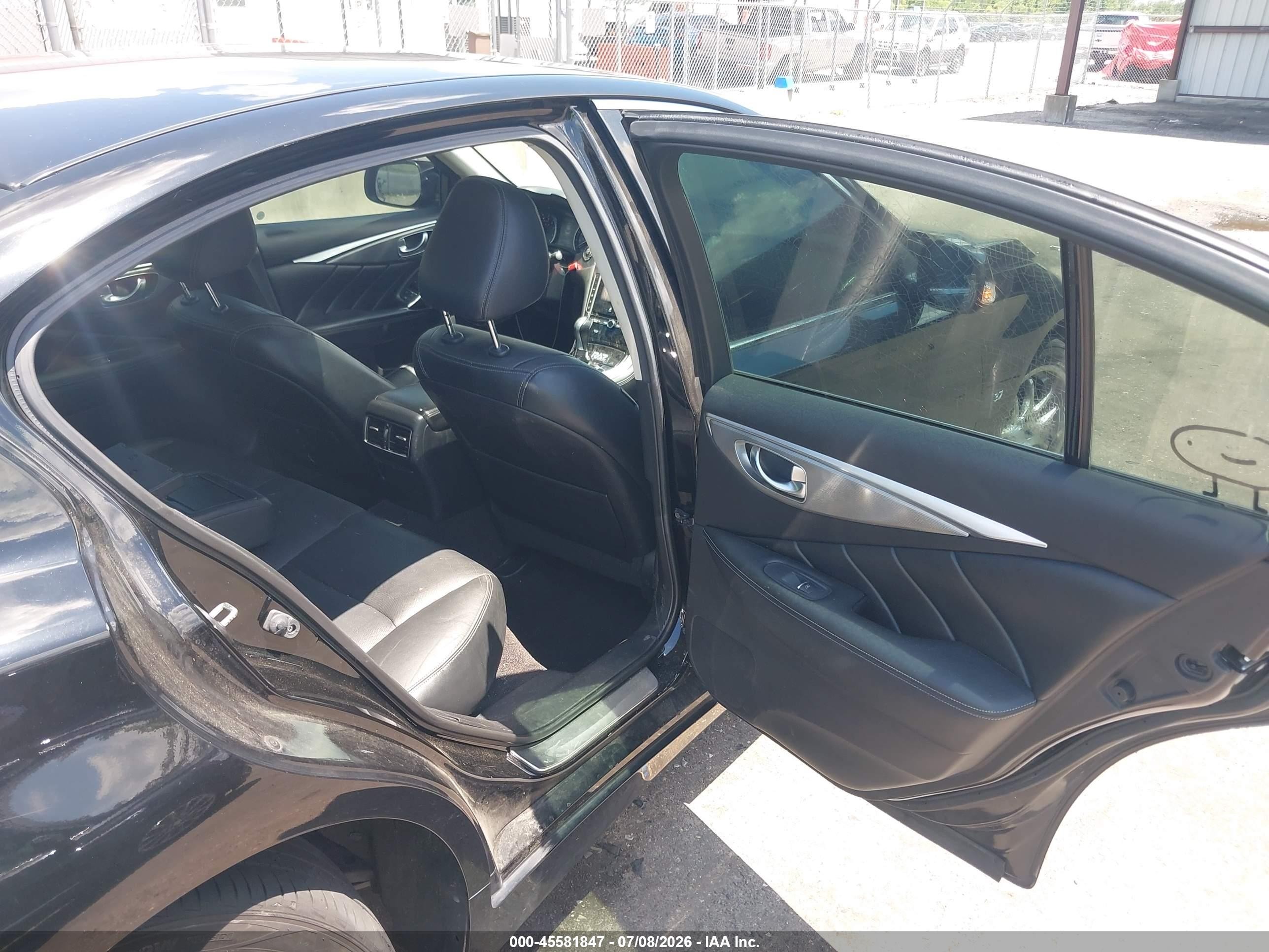 2015 Infiniti Q50 Premium Black vin: JN1BV7AP4FM339881