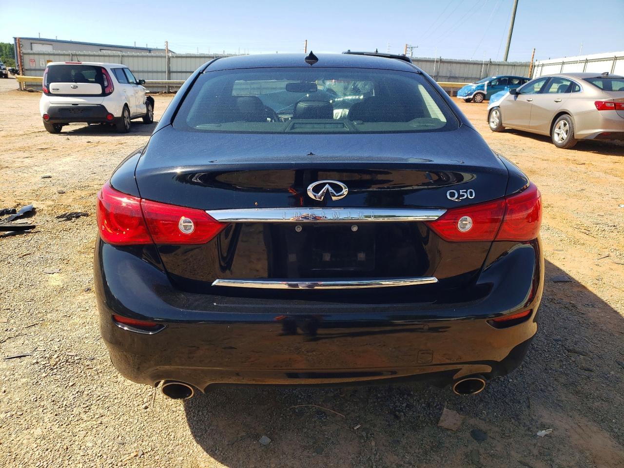 2015 Infiniti Q50 Premium Black vin: JN1BV7AP4FM343400