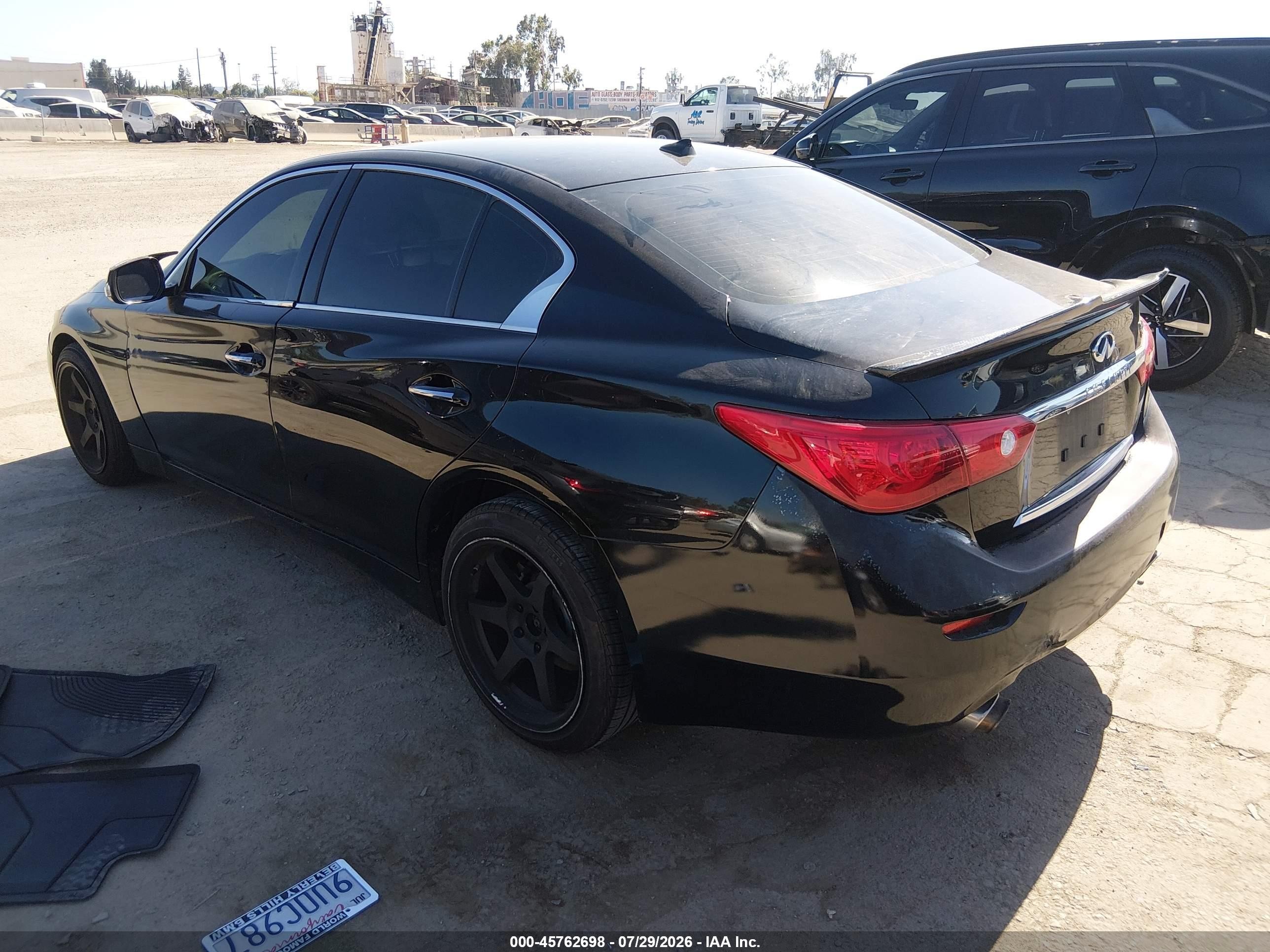 2015 Infiniti Q50   Black vin: JN1BV7AP4FM351576