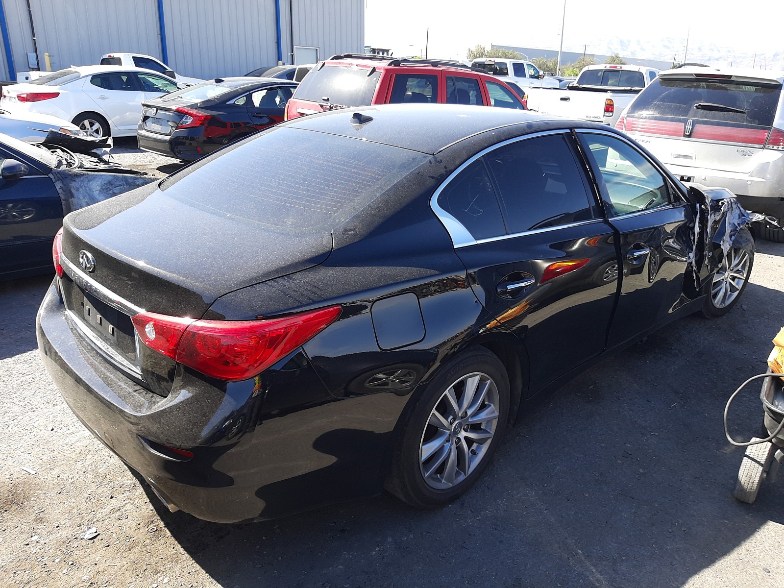 2015 Infiniti Q50 Base Black vin: JN1BV7AP4FM355210
