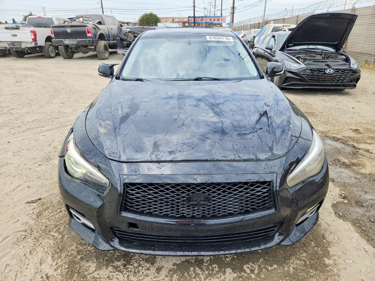2015 Infiniti Q50 Premium Black vin: JN1BV7AP4FM355210