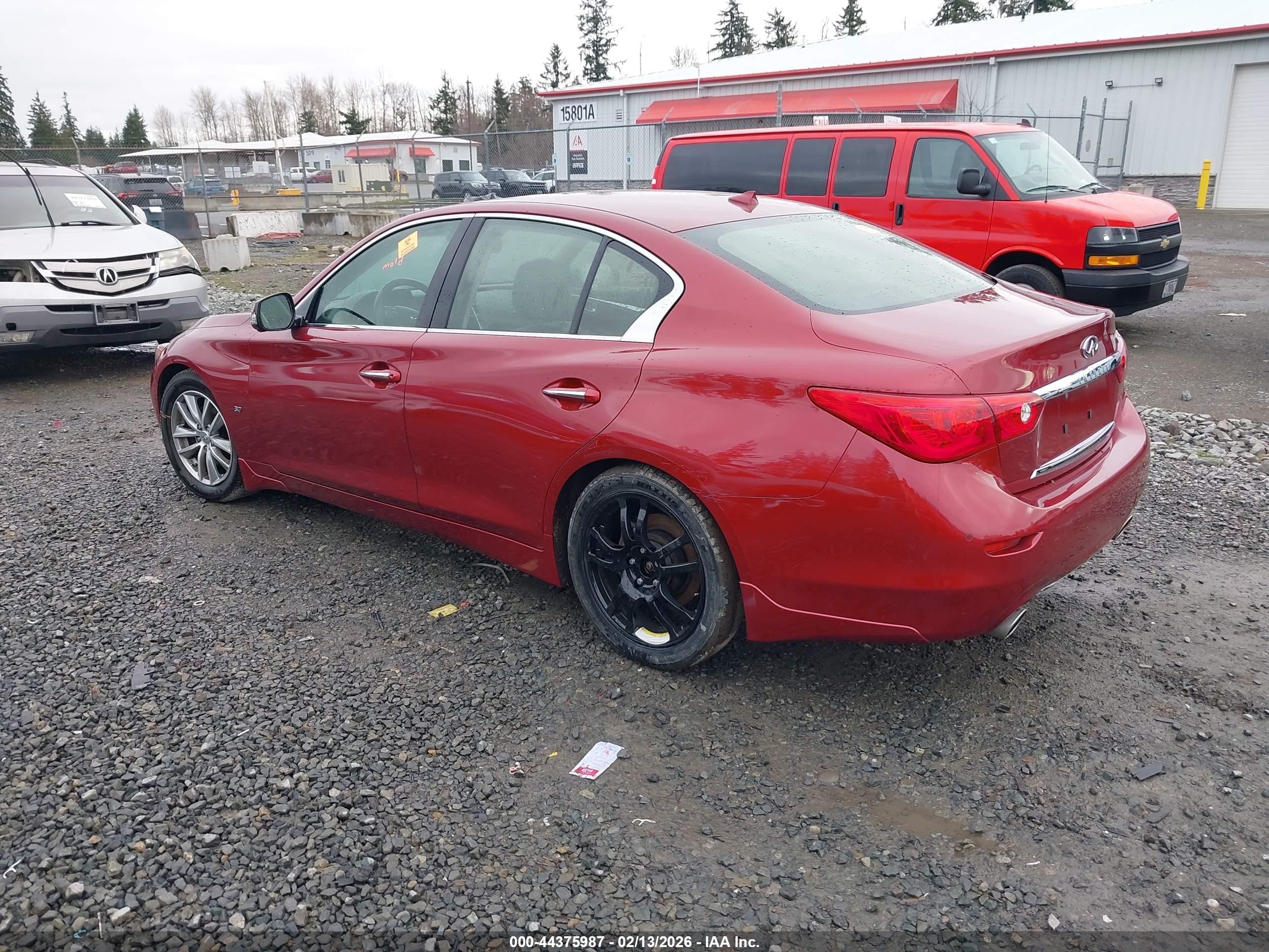 2014 Infiniti Q50 Premium Красный vin: JN1BV7AP5EM672587
