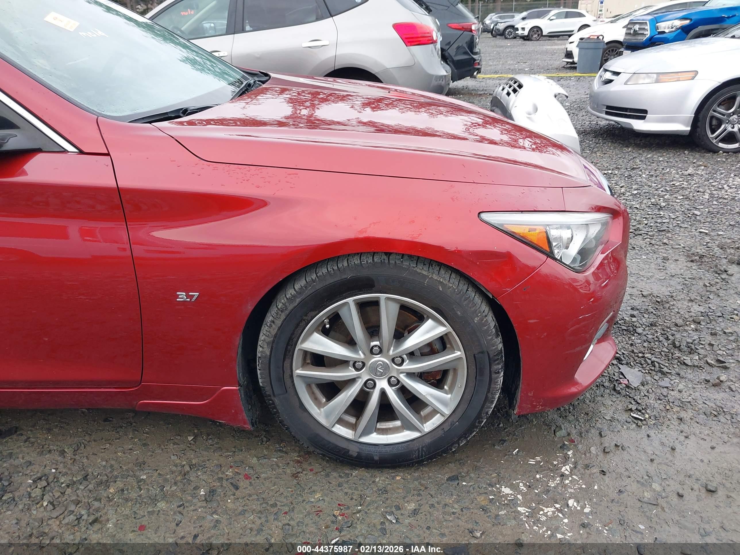 2014 Infiniti Q50 Premium Красный vin: JN1BV7AP5EM672587