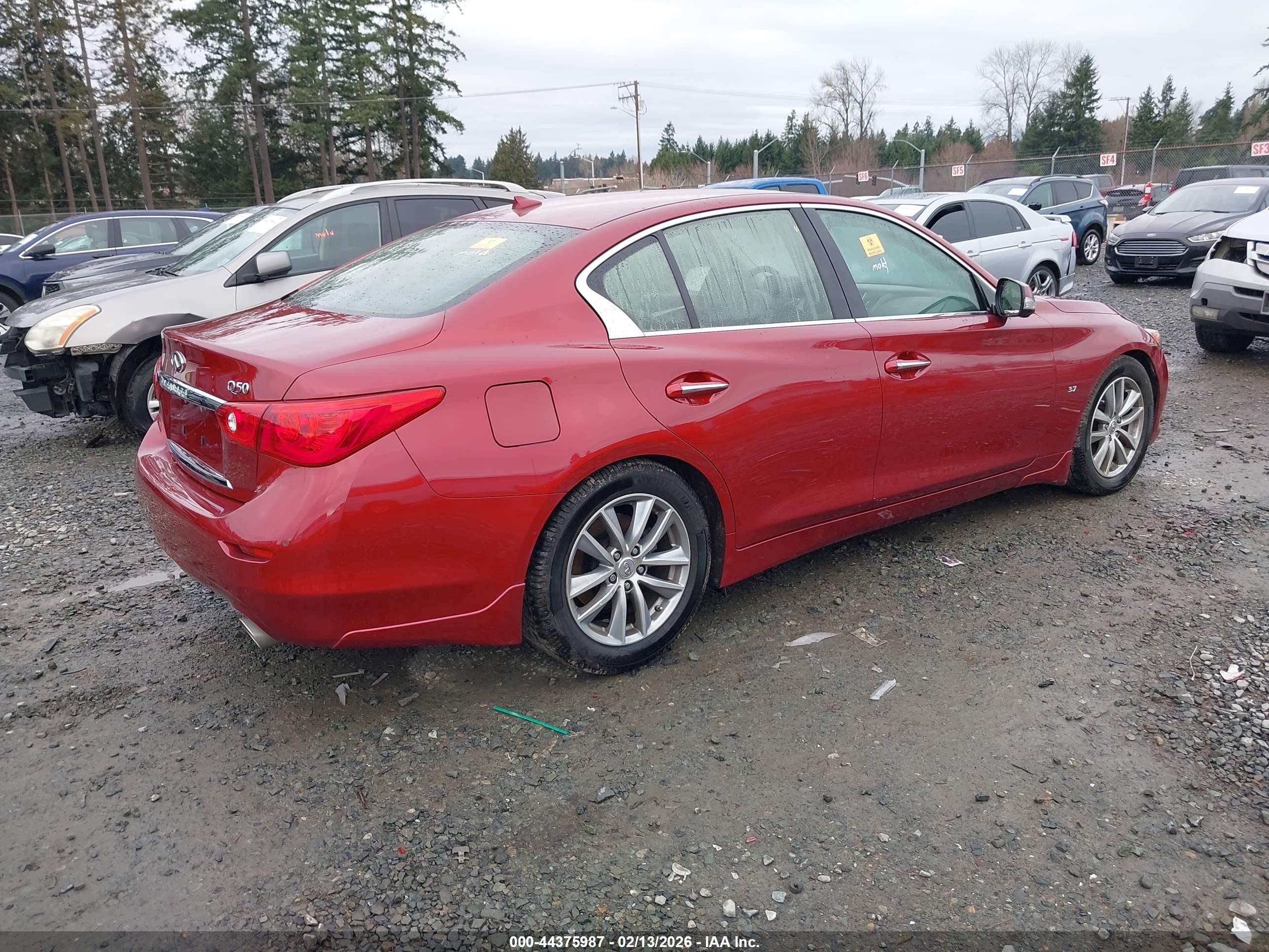 2014 Infiniti Q50 Premium Красный vin: JN1BV7AP5EM672587