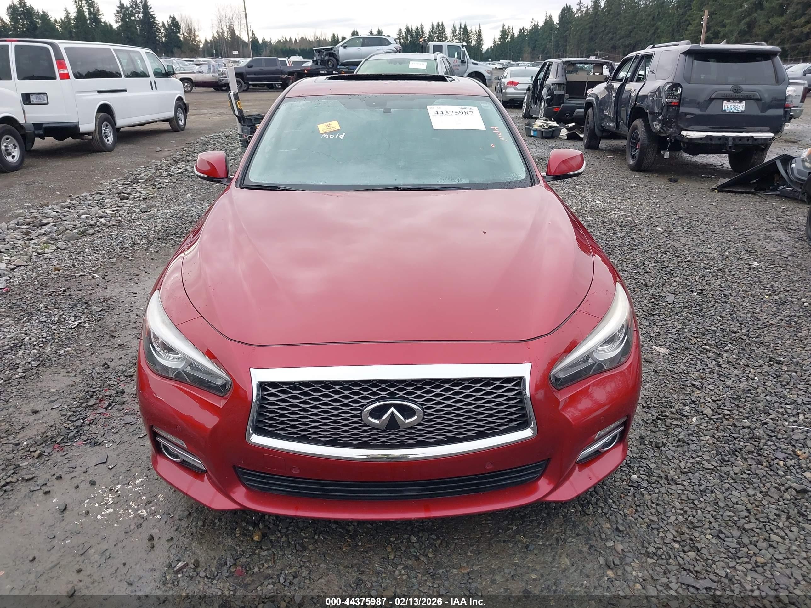 2014 Infiniti Q50 Premium Красный vin: JN1BV7AP5EM672587