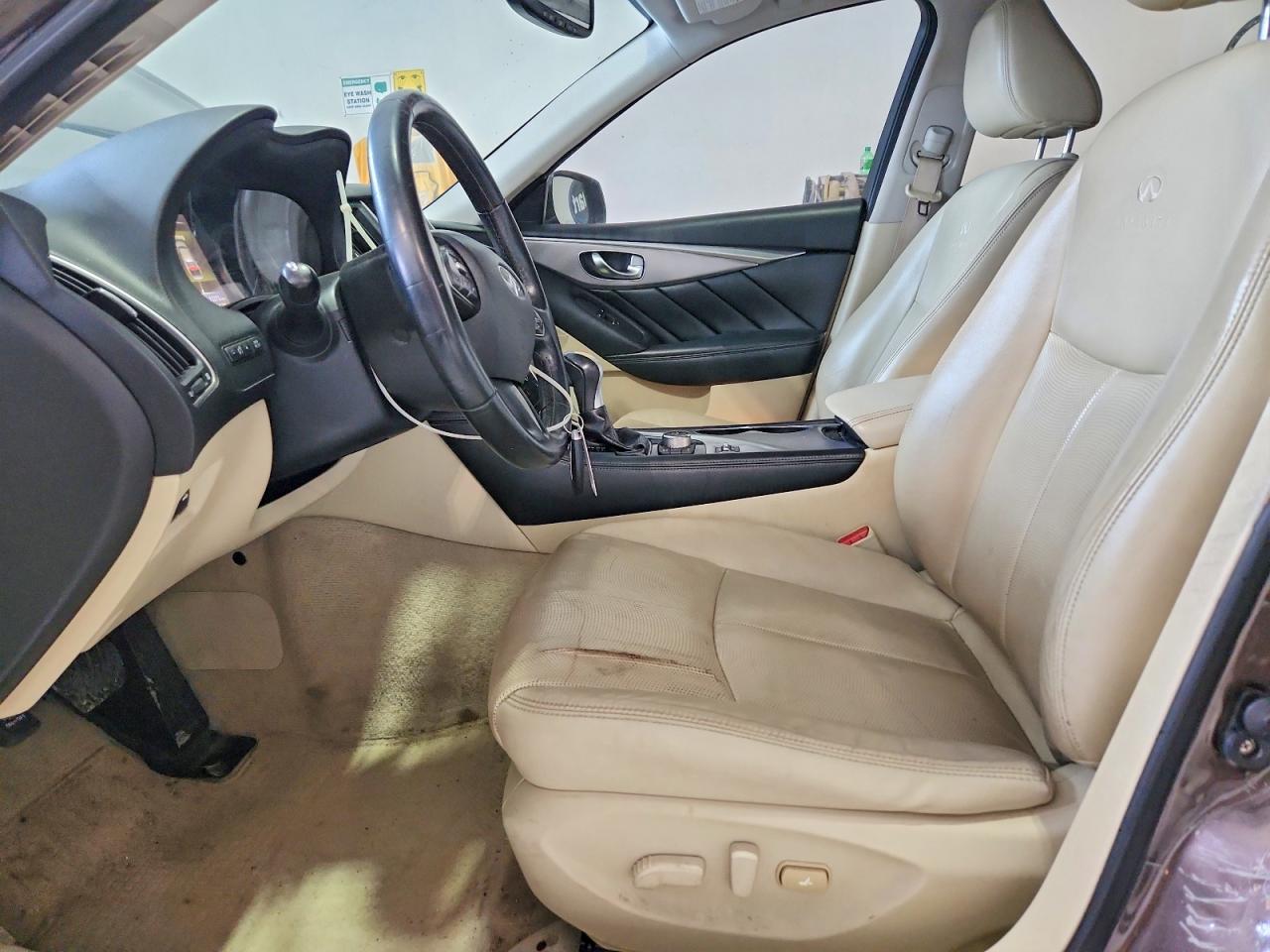 2014 Infiniti Q50 Base Brown vin: JN1BV7AP5EM674856